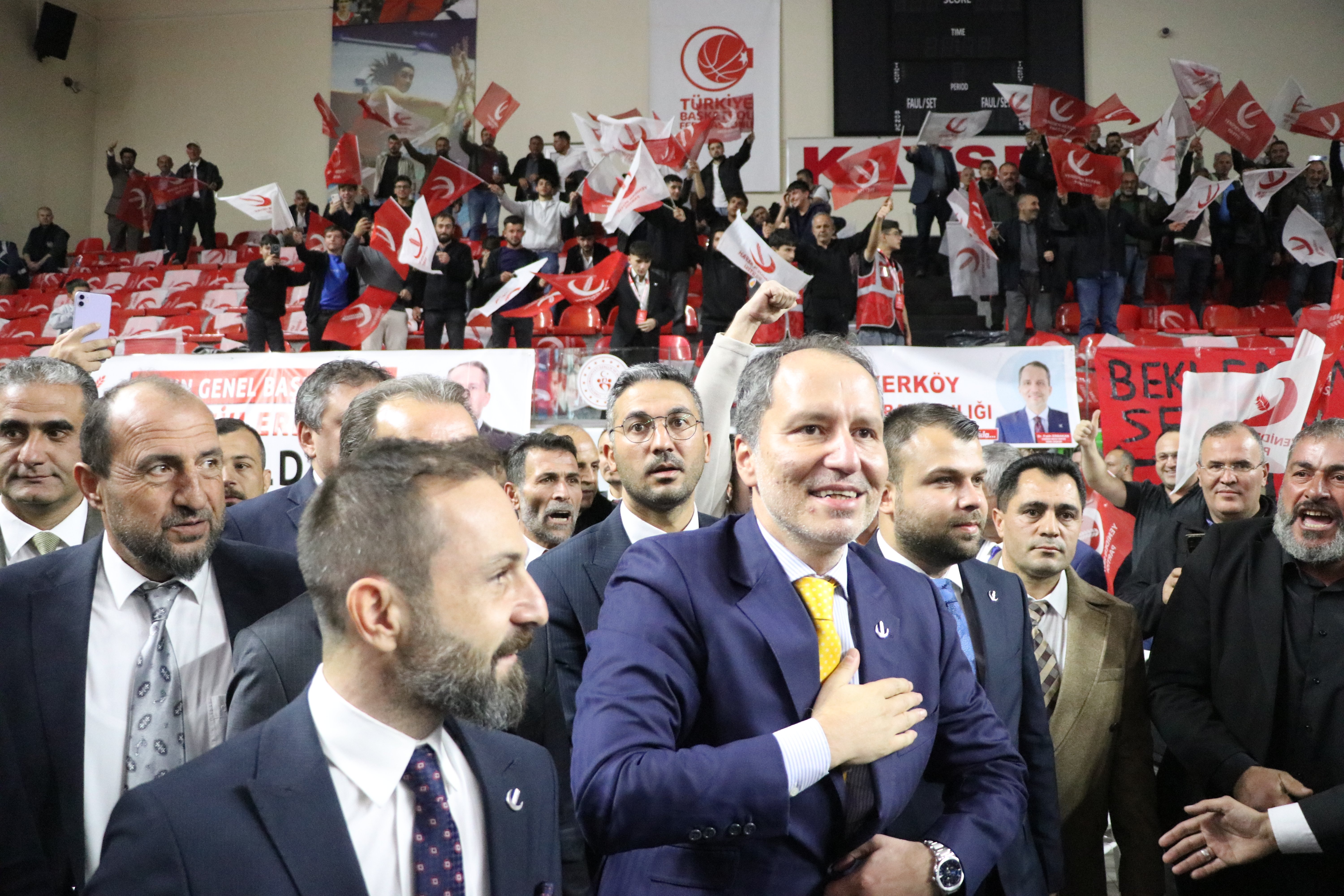 Yeniden Refah Partisi delegeler
