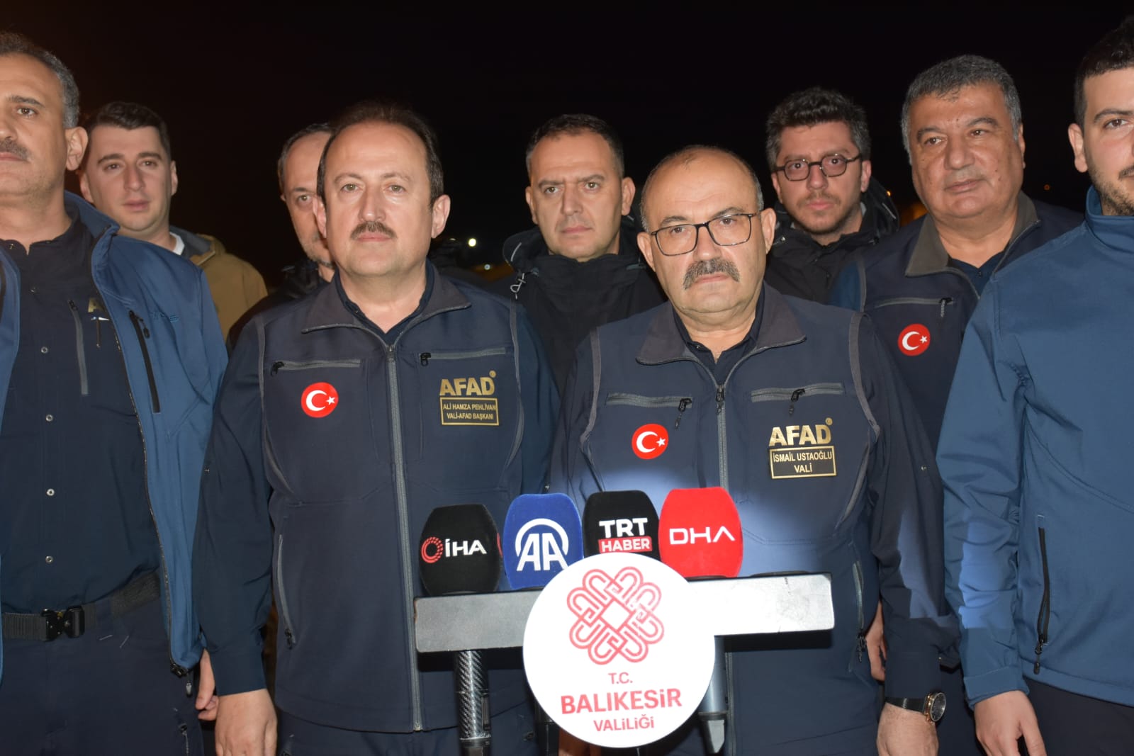 Sındırgı deprem hasarlı binalar