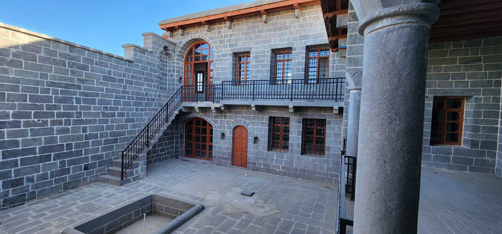 Sur Restorasyon Çalışmaları