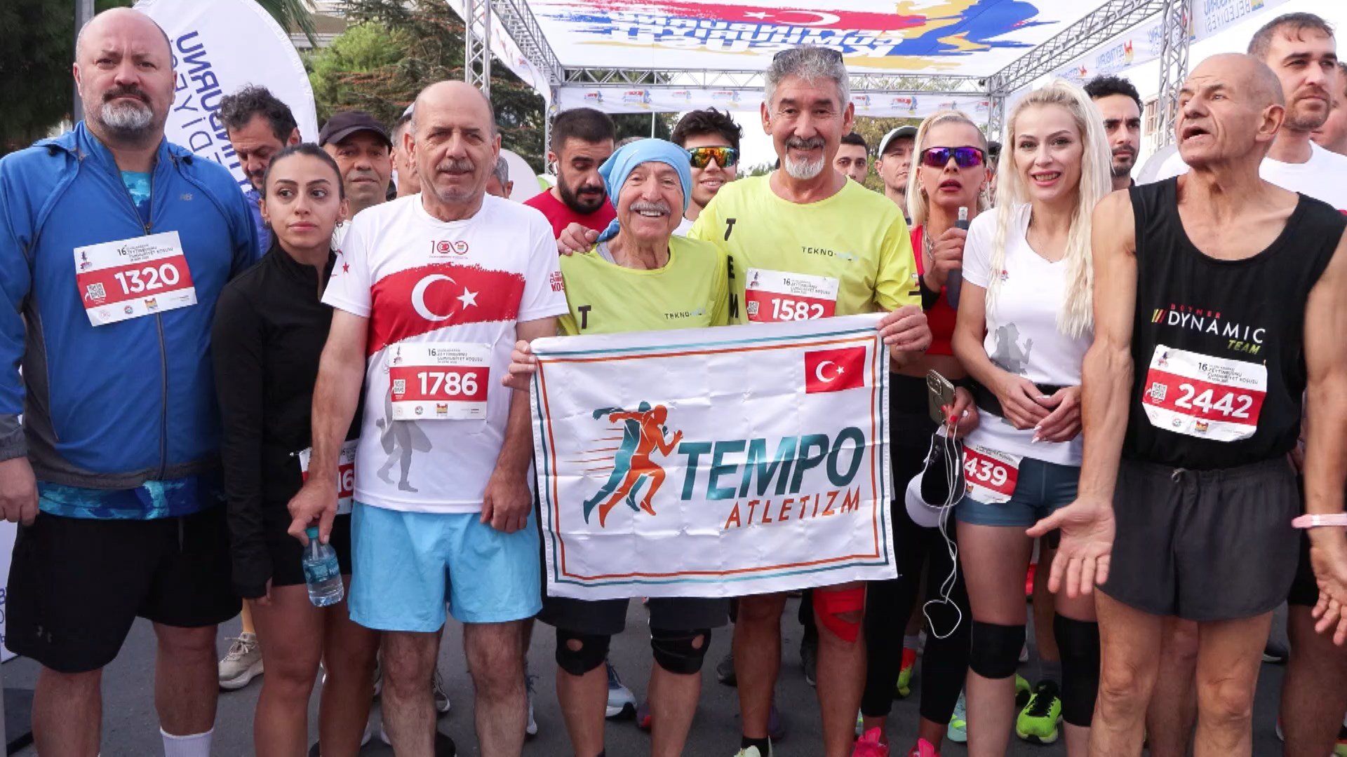 Zeytinburnu Cumhuriyet Koşusu ödül töreni