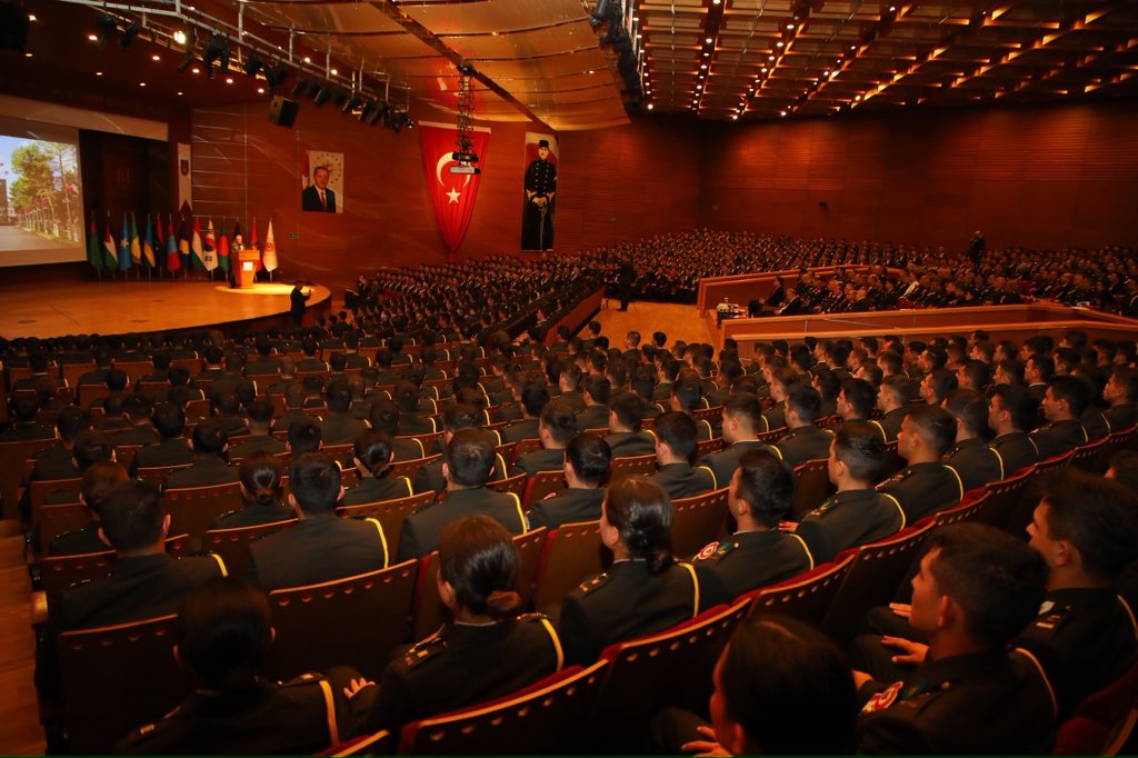 MSÜ Rektörü Prof. Dr. Erhan Afyoncu