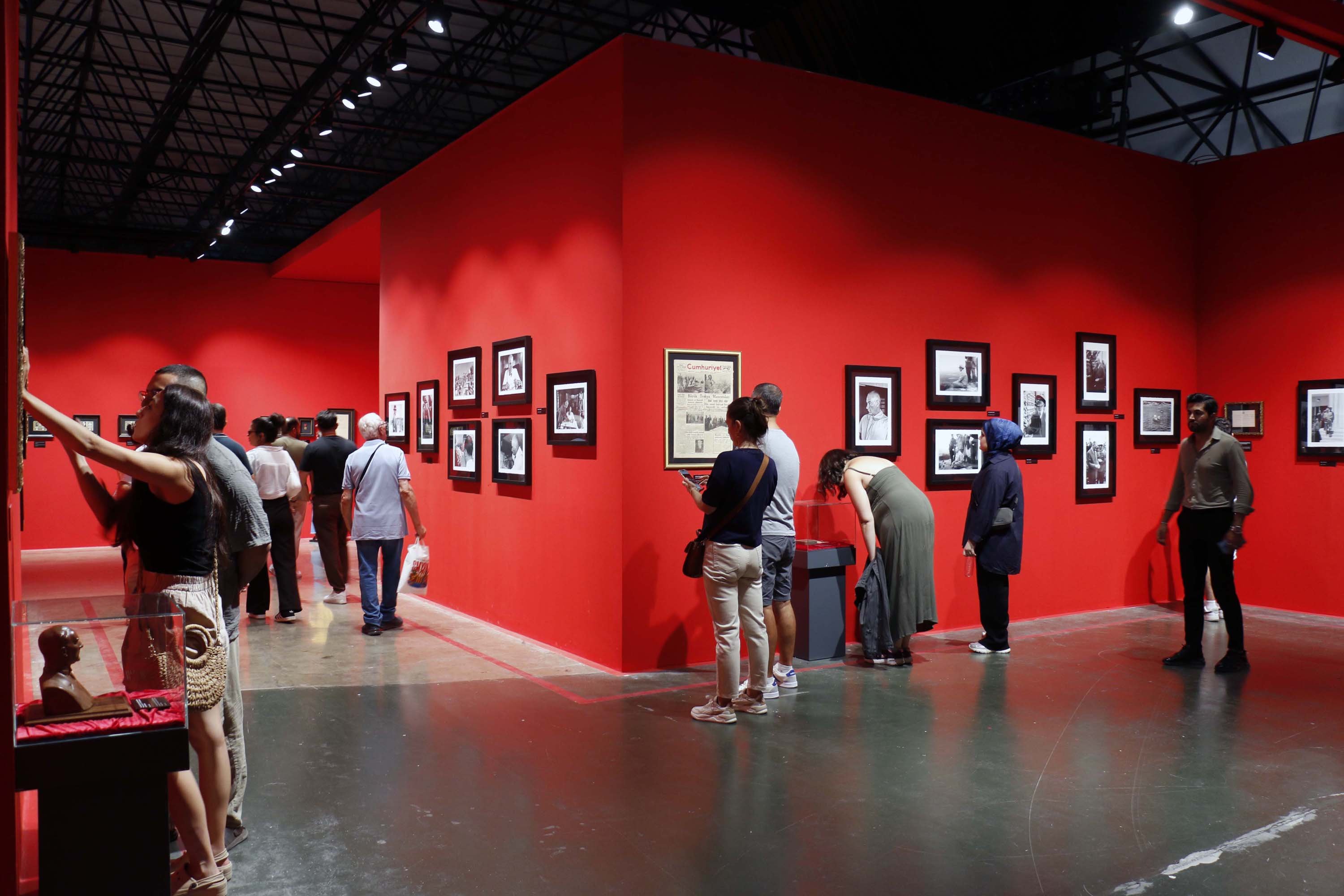 Refik Anadol eserleri İzmir
