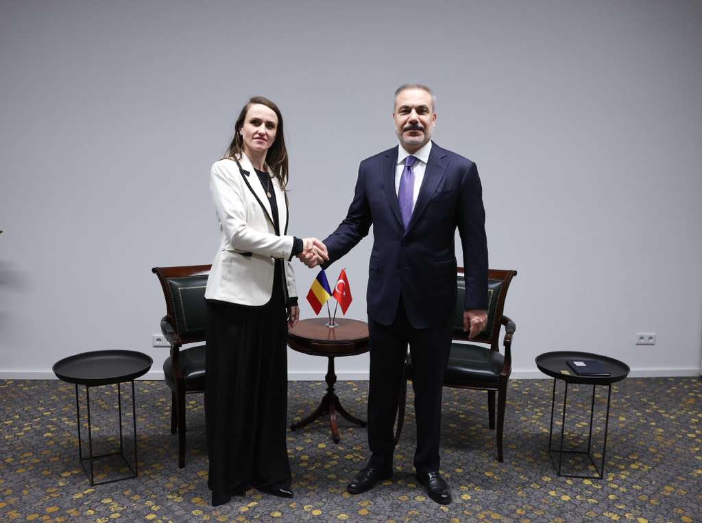 Hakan Fidan Romanya Dışişleri Bakanı Oana Toiu görüşme
