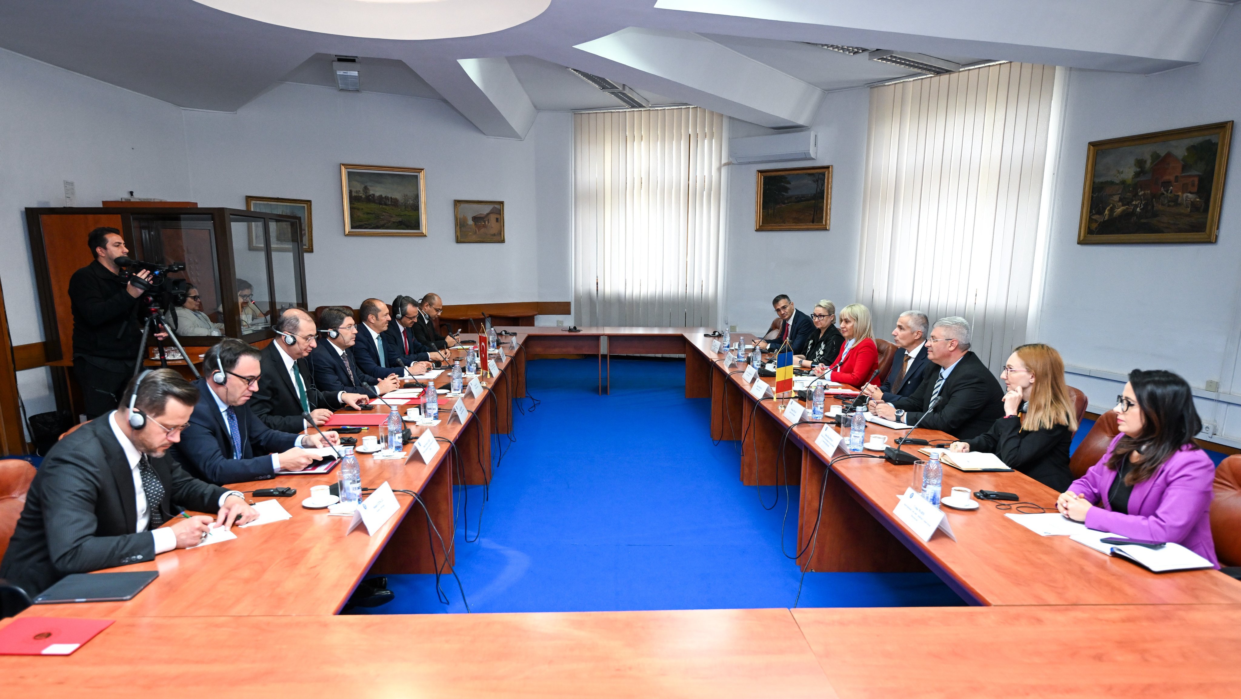 Tunç Marinescu adli iş birliği