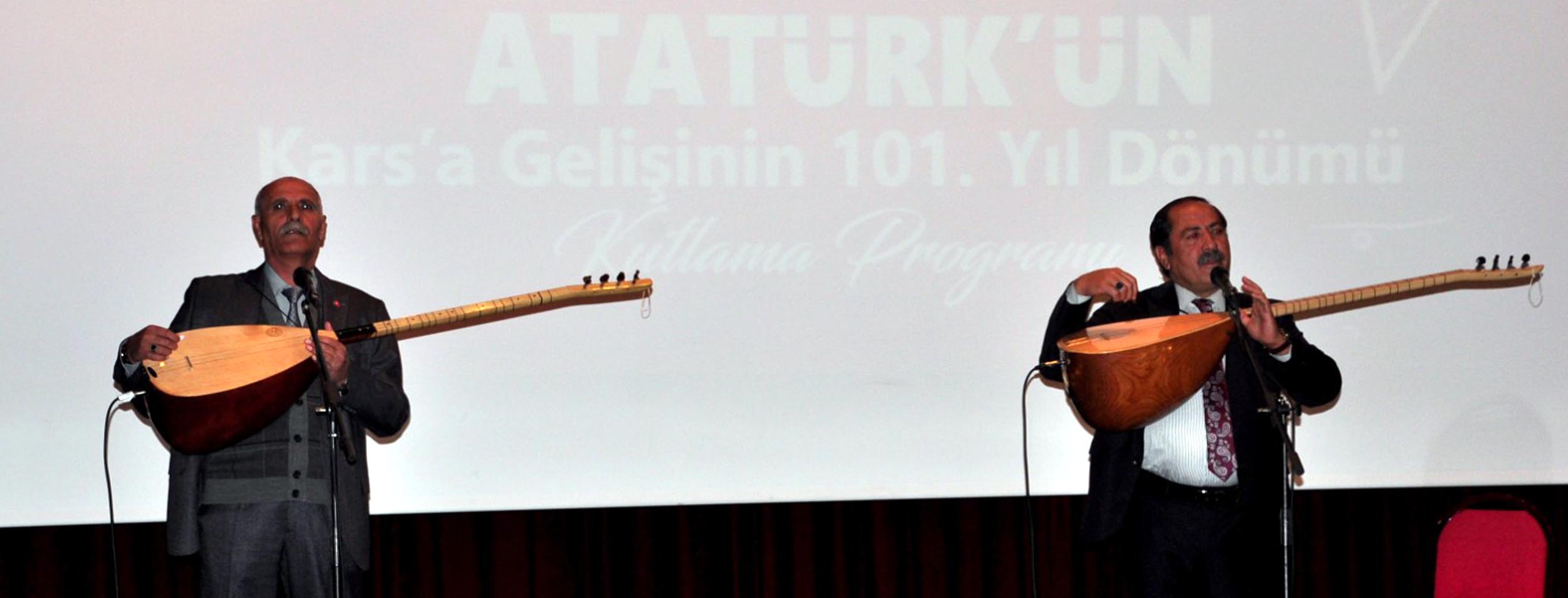 Kafkas Halk Oyunları Gösterisi