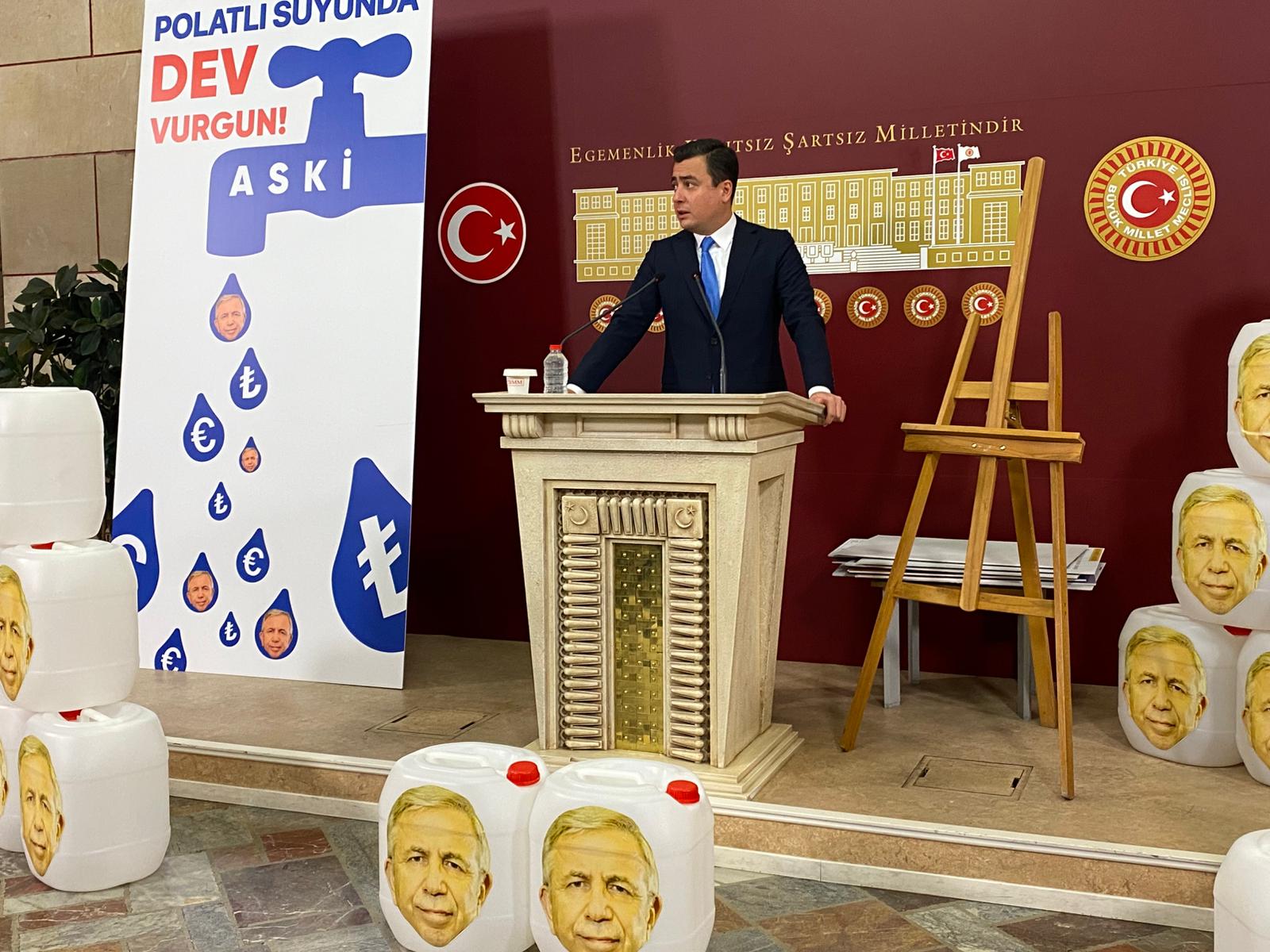 AK Partili Osman Gökçek TBMM Basın Toplantısı