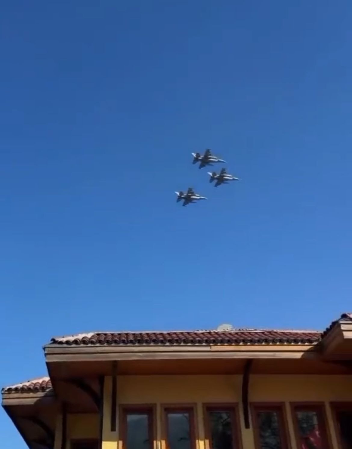 Bursa Cumhuriyet Bayramı F-16 uçuşu