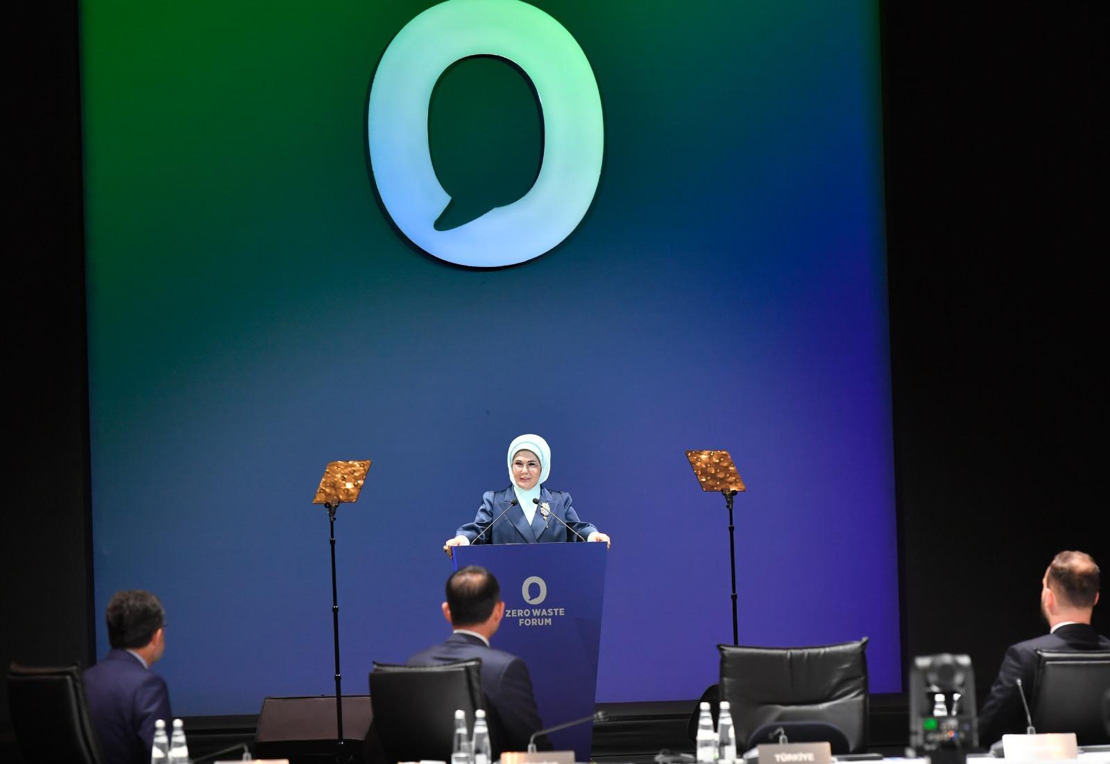 Emine Erdoğan forum kapanış