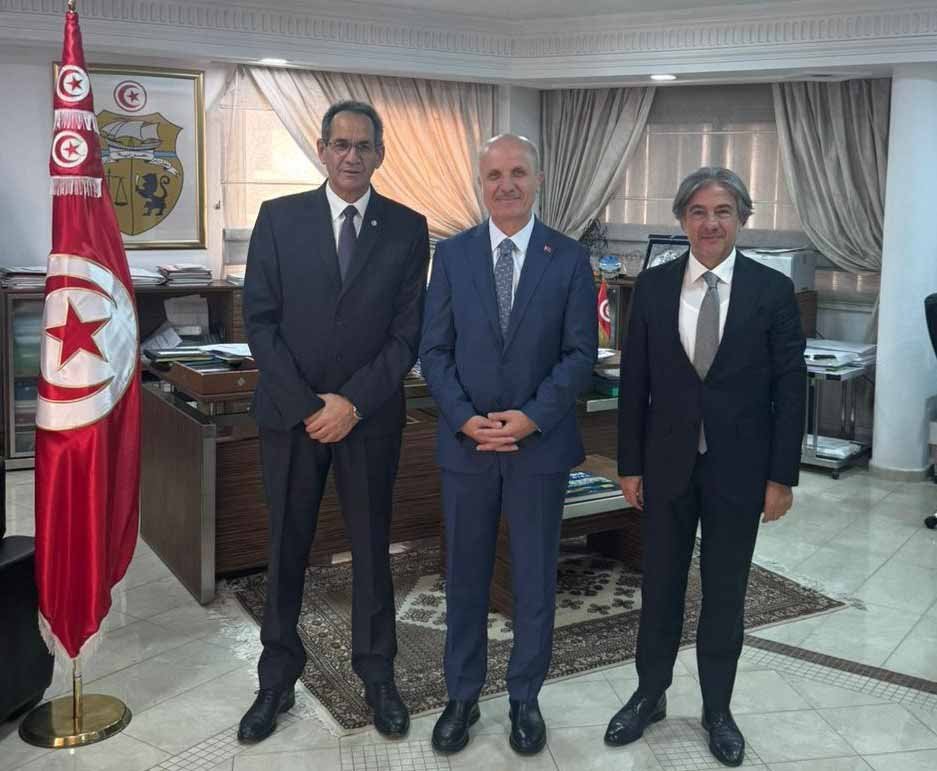 Tunus YÖK toplantısı