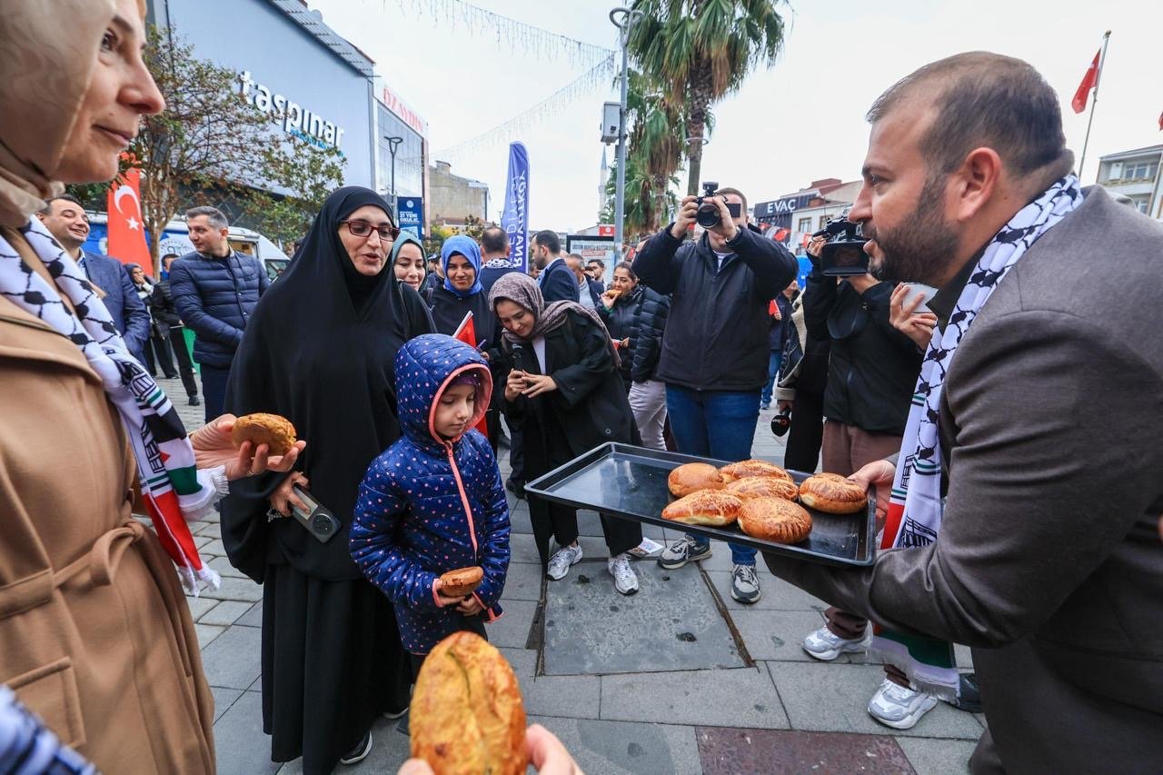 Arnavutköy Gazze Dayanışma Programı