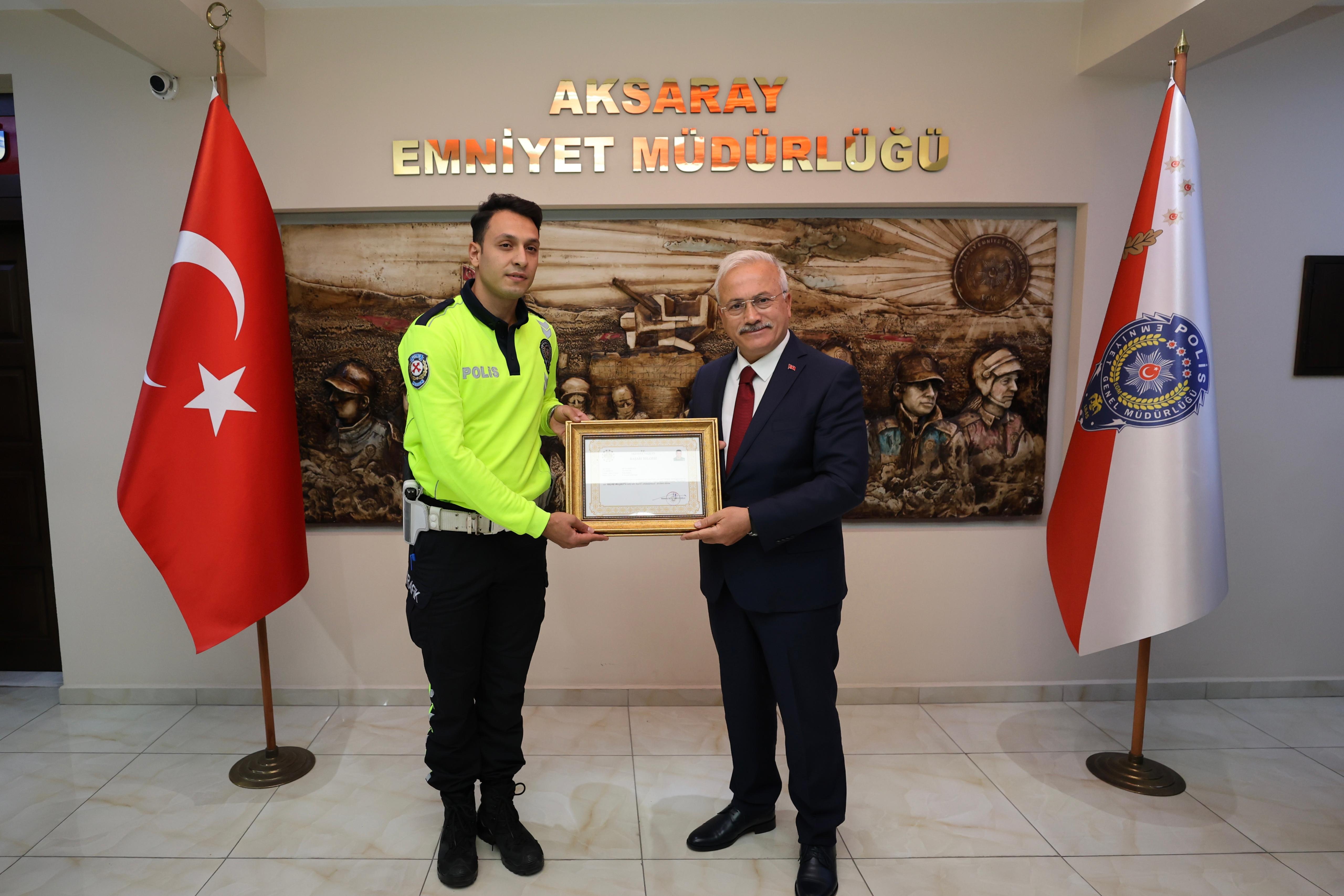 Polis ekipleri başarı belgesi töreni