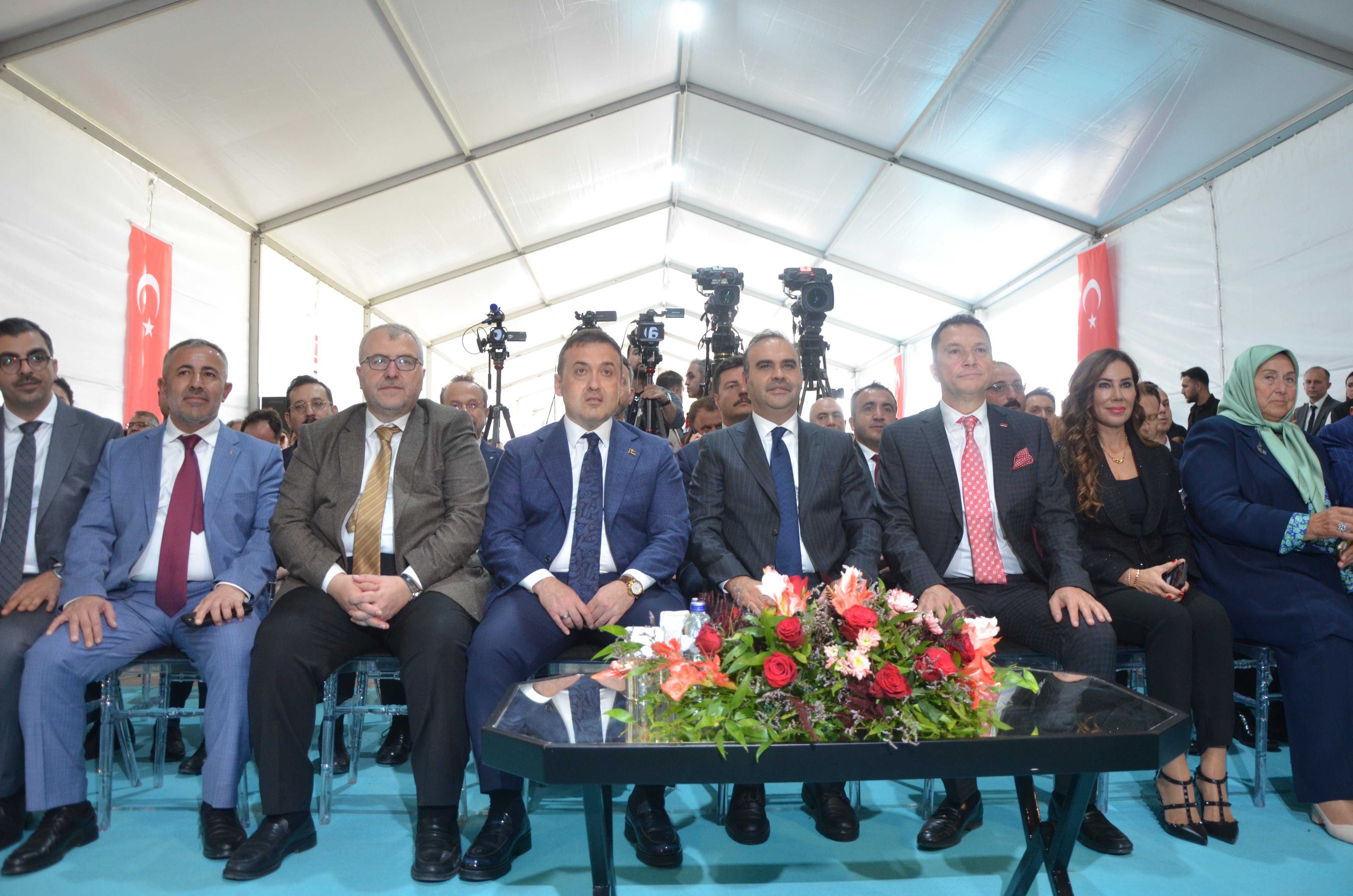 Bakan Kacır Konuşma Yapıyor