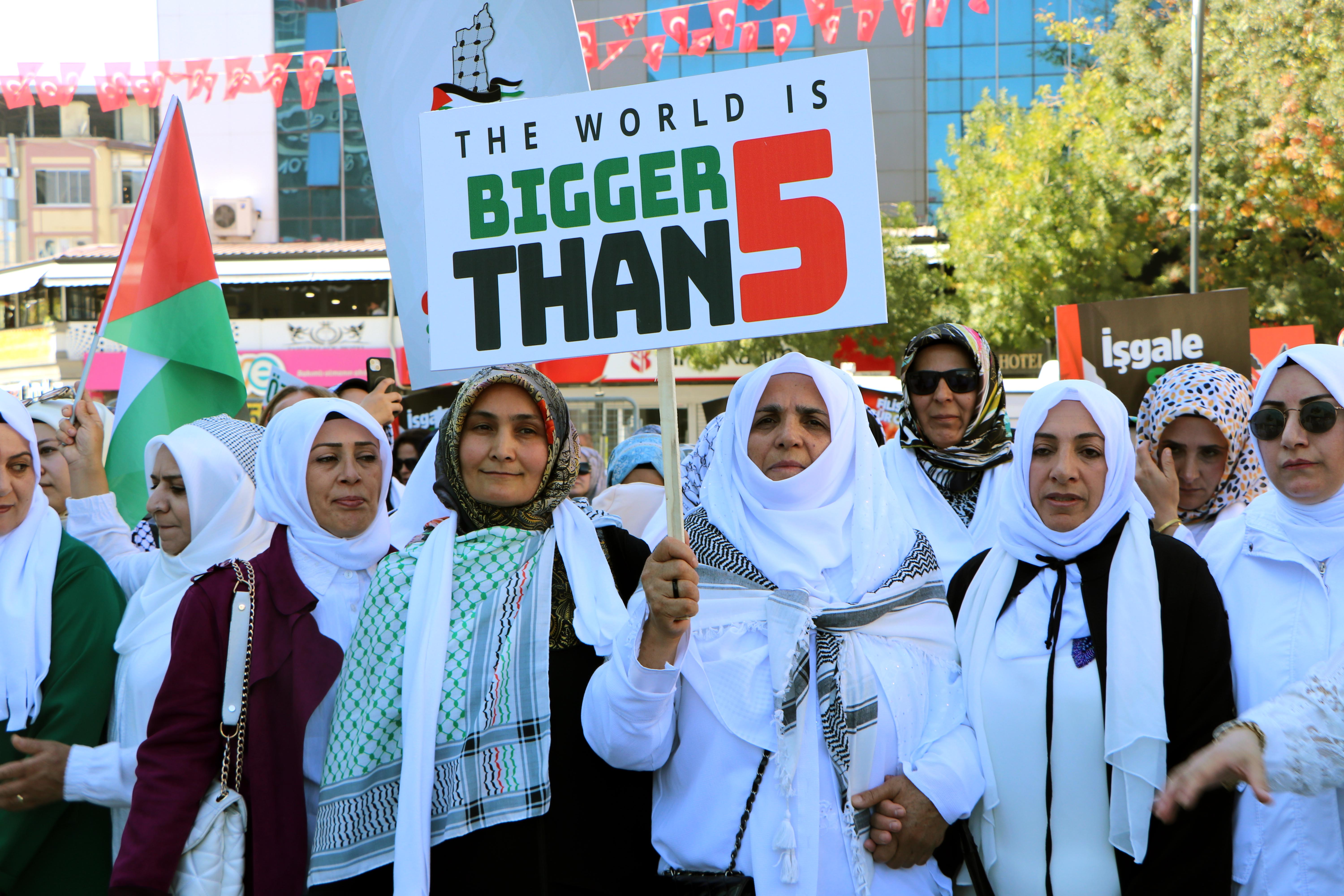 Van Gazze sessiz çığlık yürüyüşü