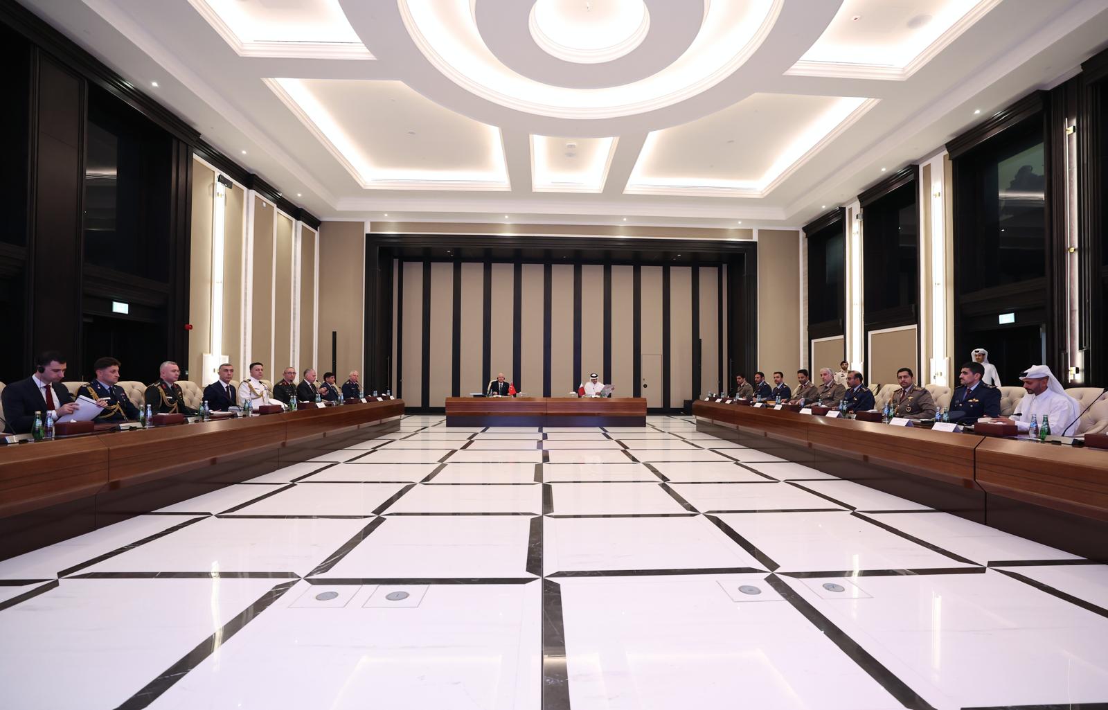 Katar Türkiye heyetler arası görüşme