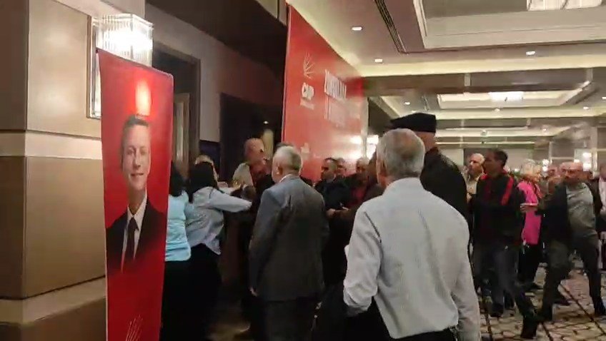 CHP Kongre Katılımcıları