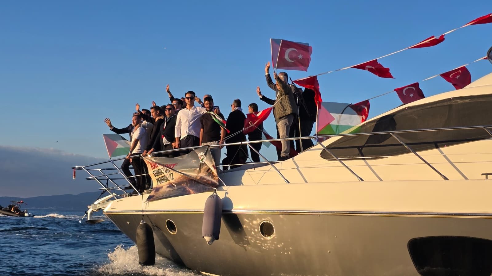 Sumud Filosu destek tekneleri