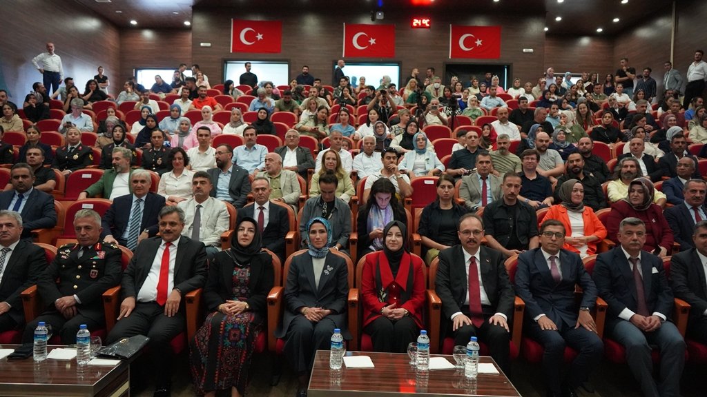 Sümeyye Erdoğan Bayraktar