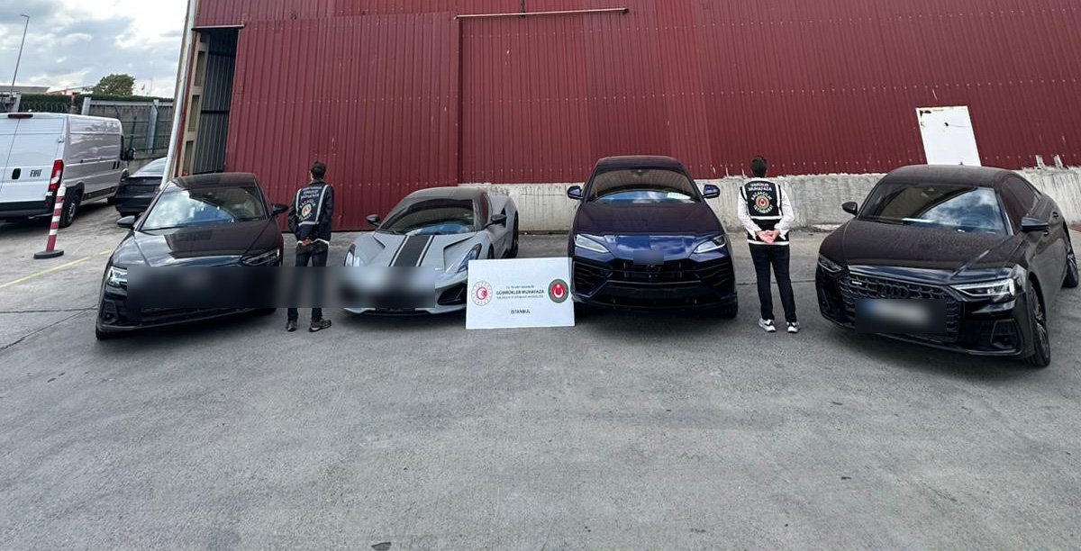 El konulan lüks araçlar