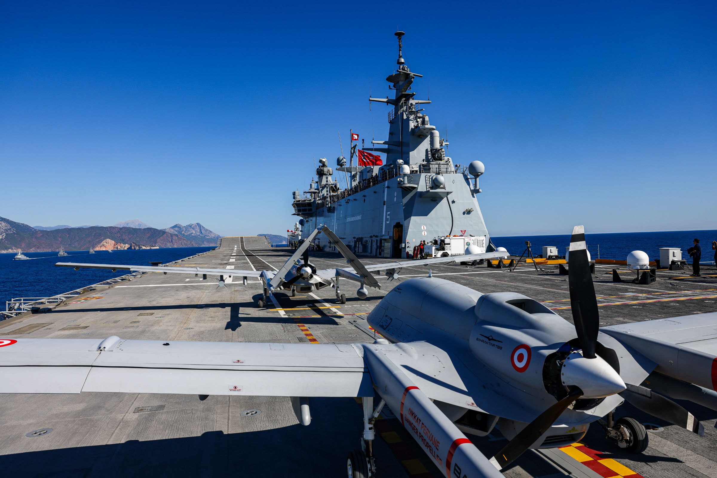 Bayraktar TB3 SİHA TCG Anadolu