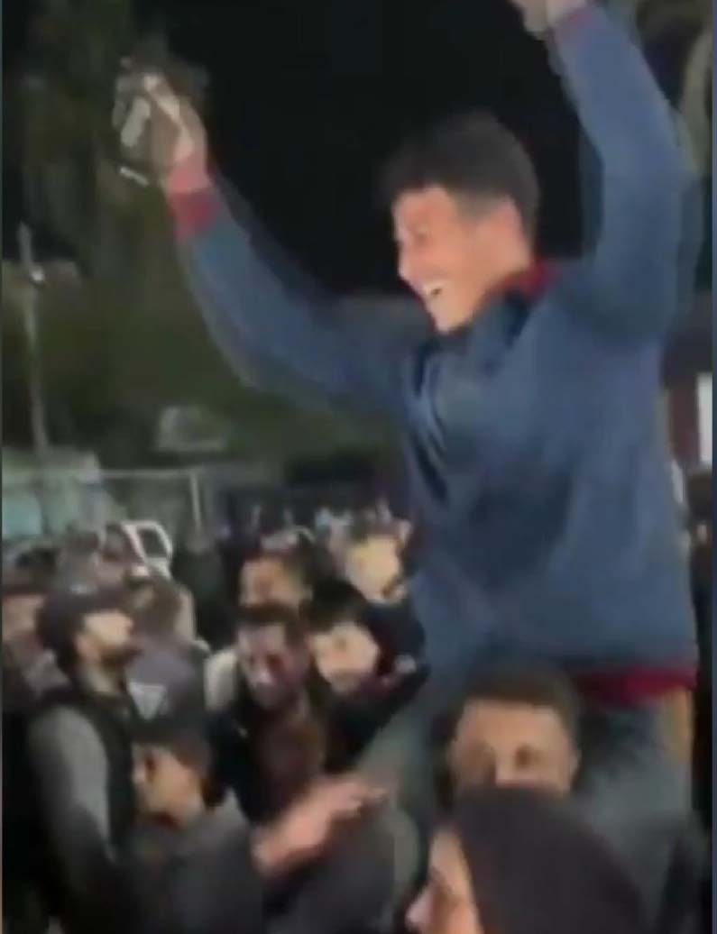 Gazze halkı sokaklarda