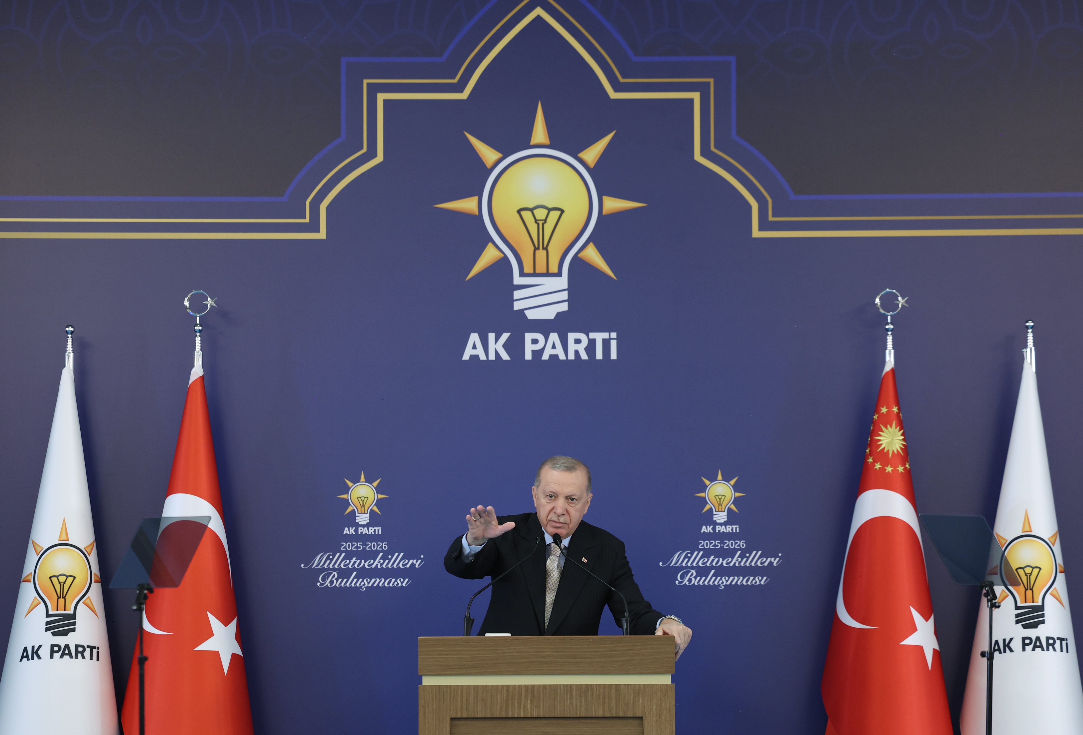 Cumhurbaşkanı Erdoğan AK Parti grup toplantısında