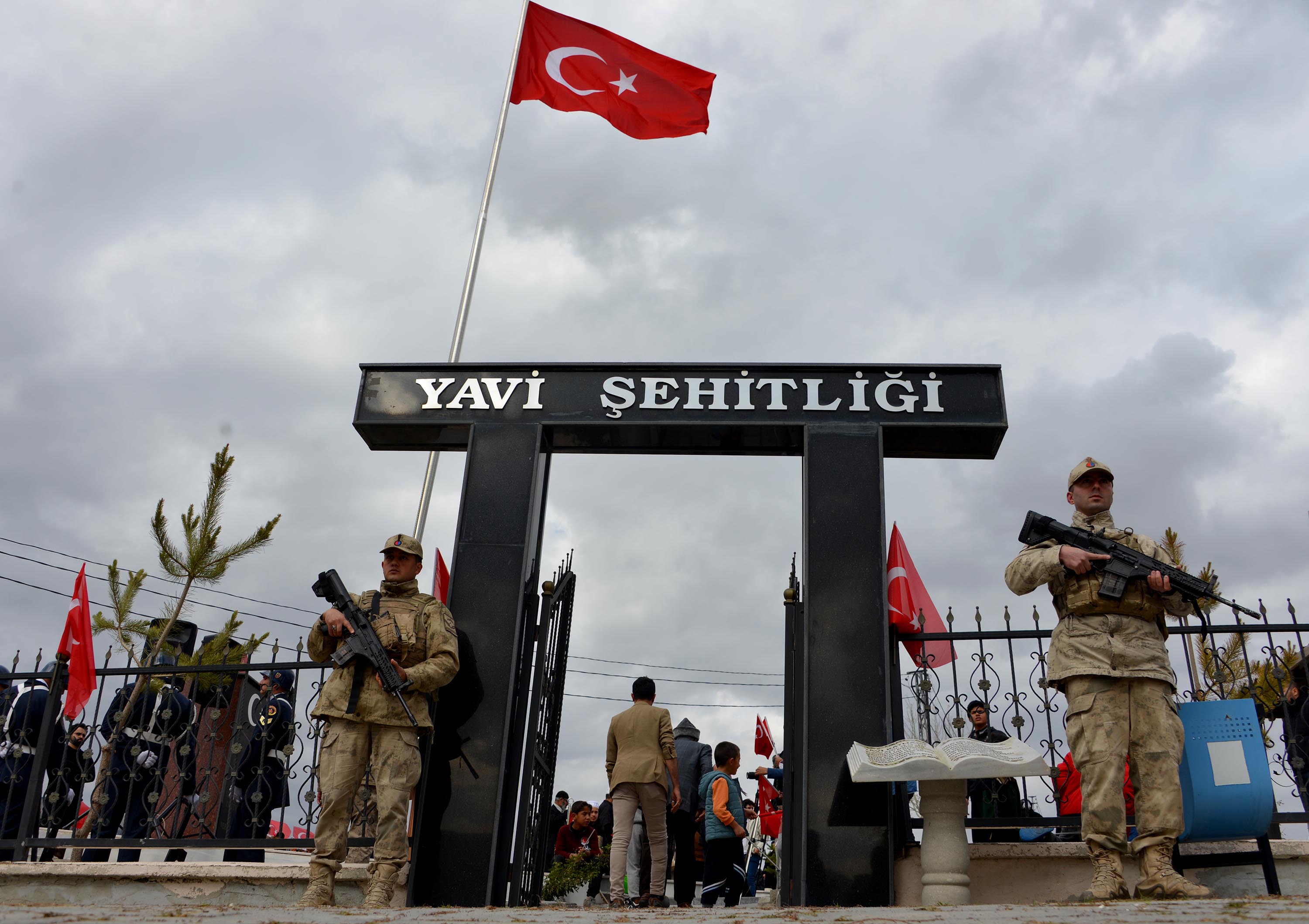 Yavi şehitliği anma töreni