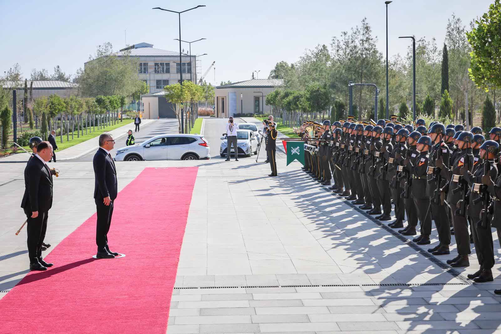 Yemin töreni katılımcıları