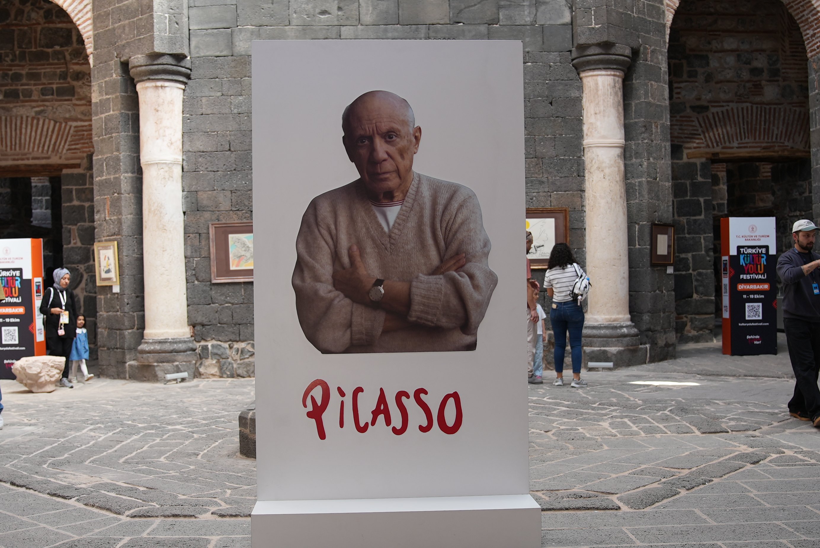 Picasso Sergisi Diyarbakır