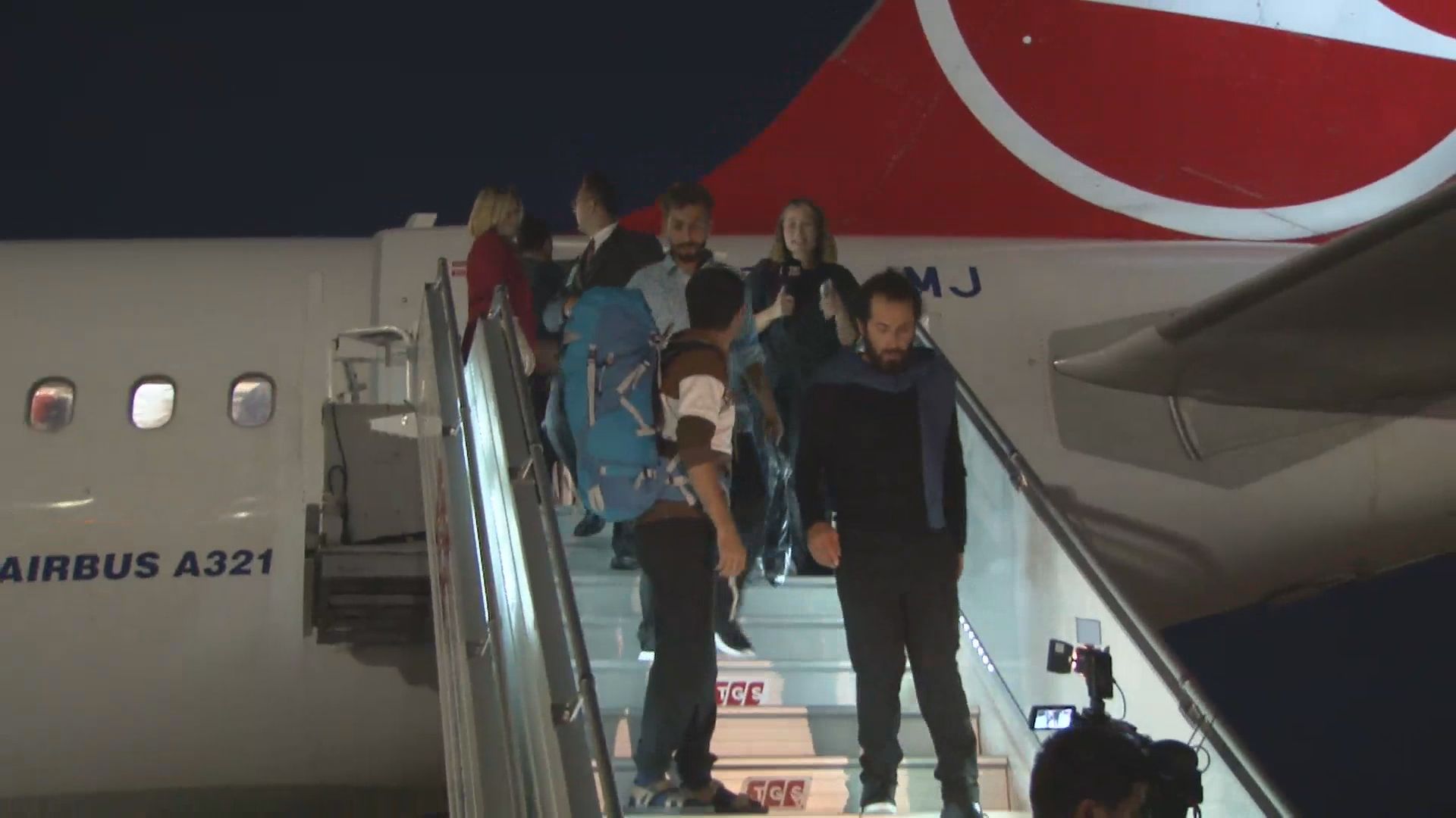 Küresel Sumud Filosu aktivistleri İstanbul Havalimanı