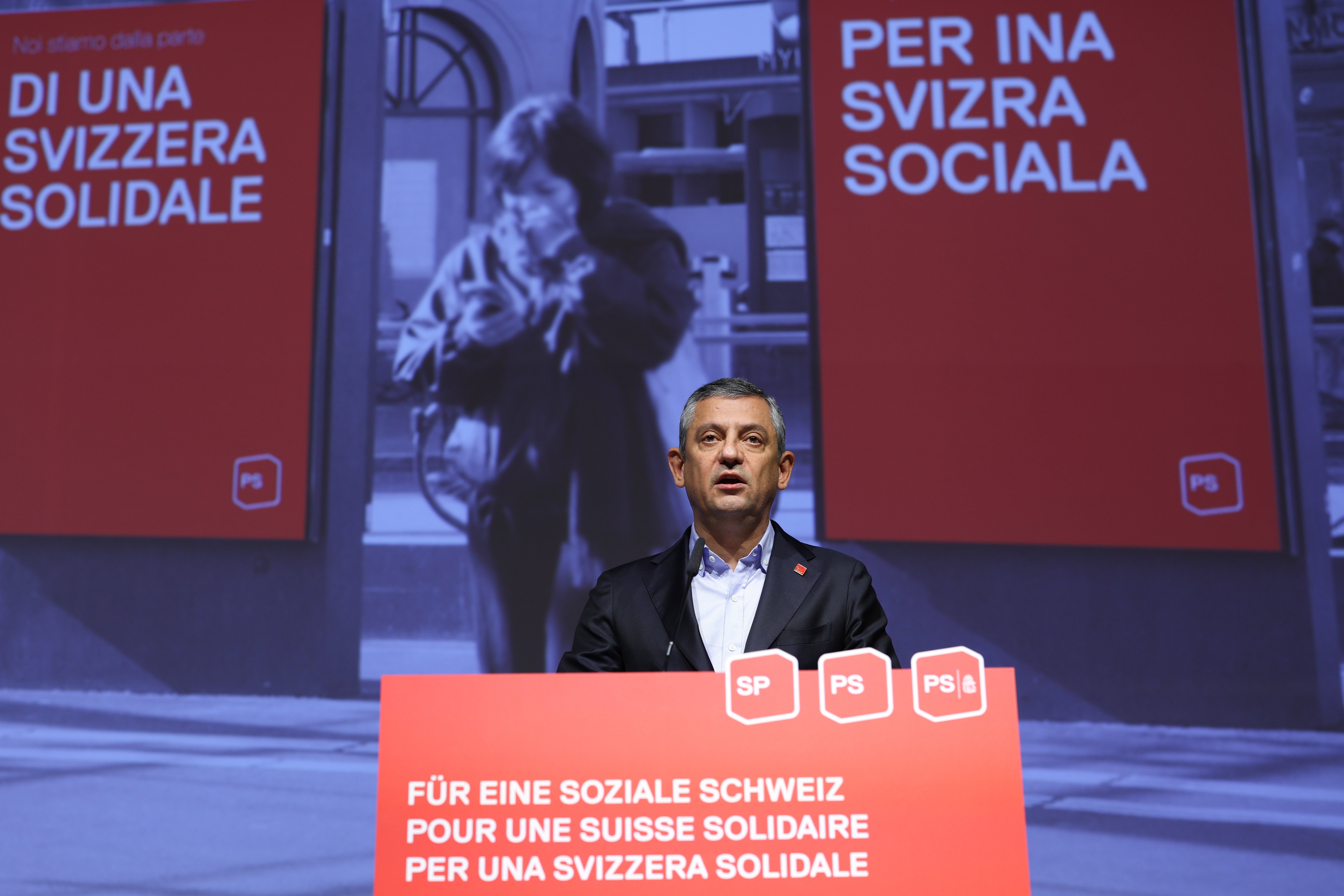 CHP Genel Başkanı Özgür Özel