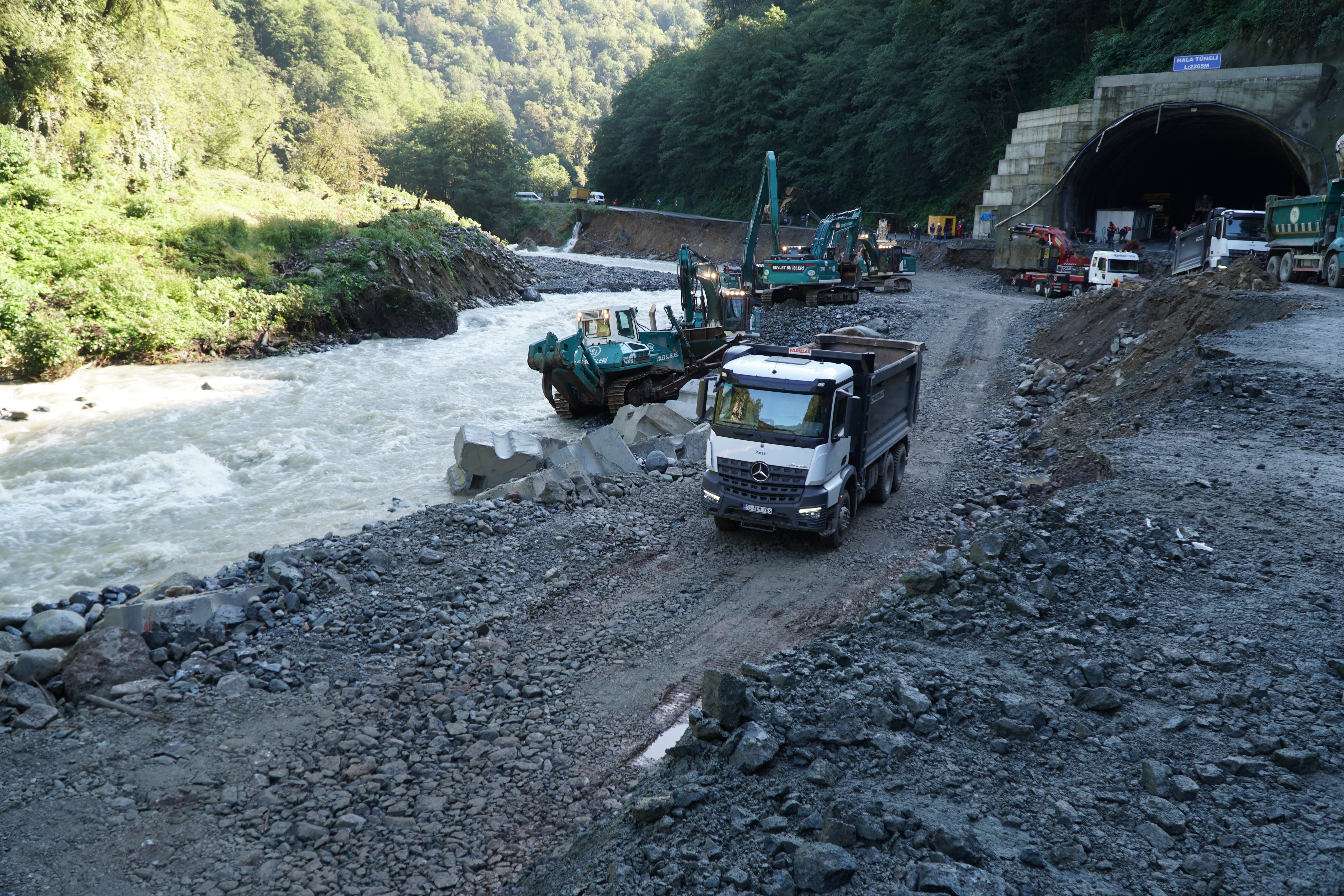 Rize sel maddi hasar