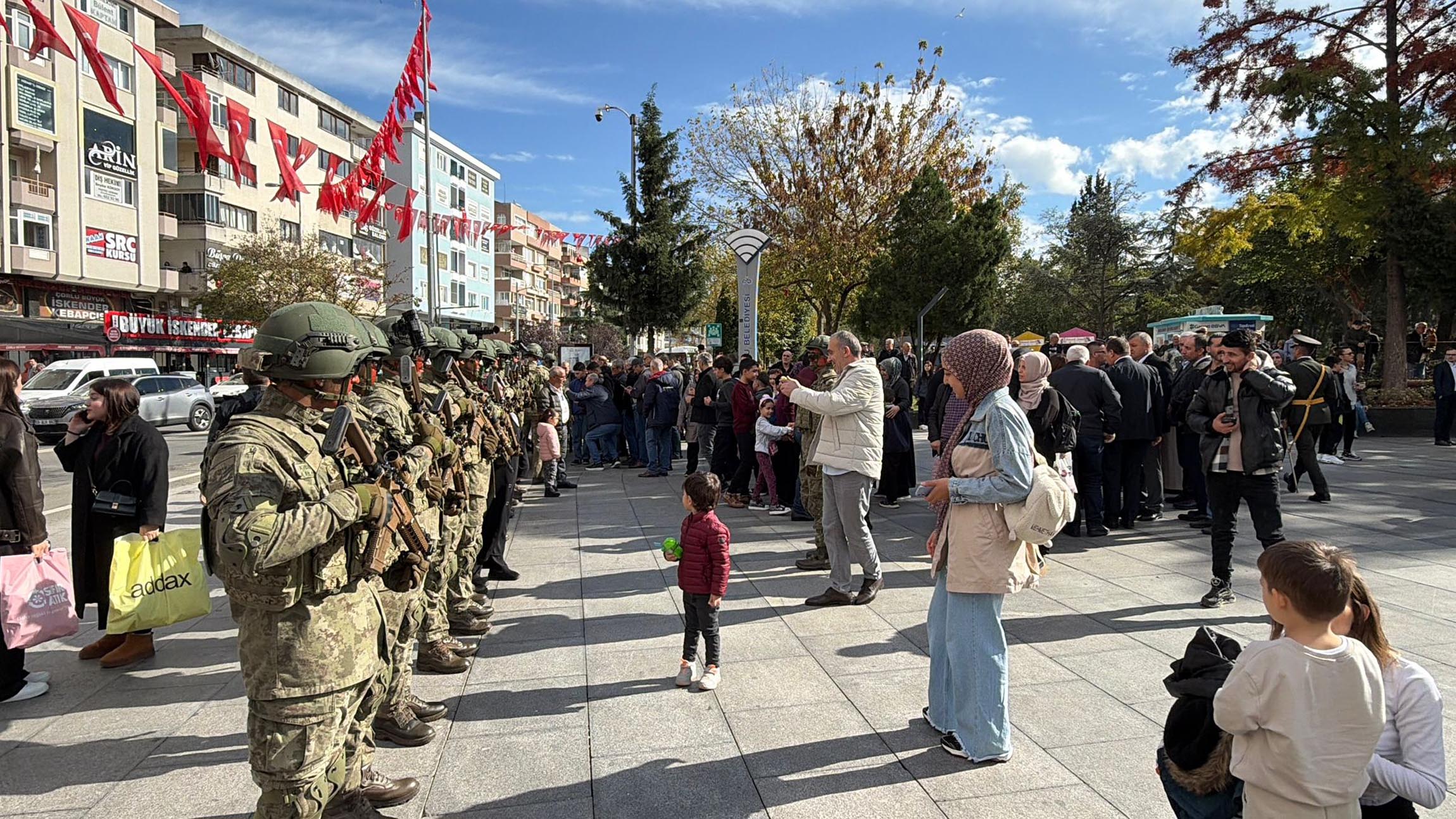 Protokol Sergi Ziyareti