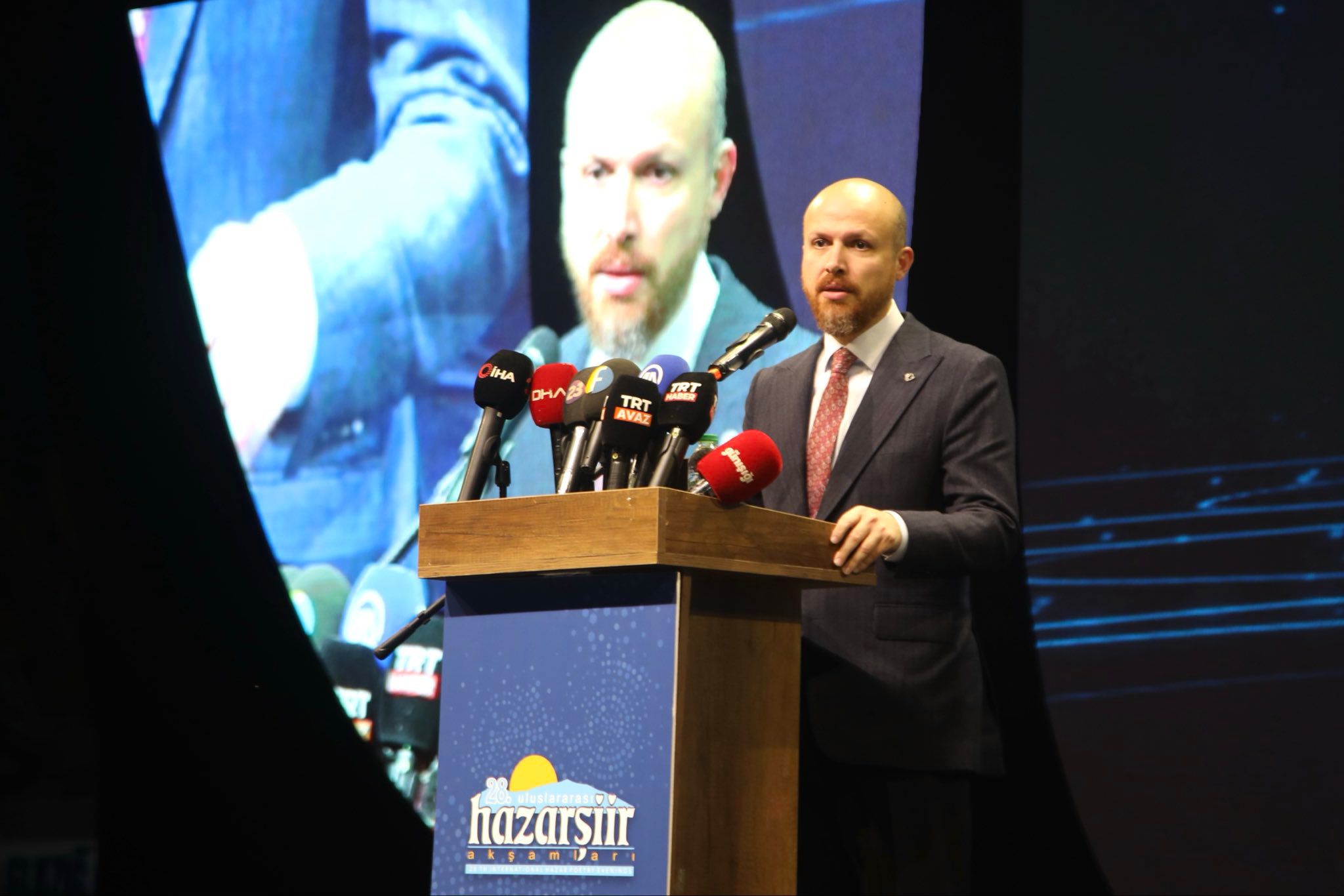 Kürşad Zorlu Hazar Şiir Akşamları
