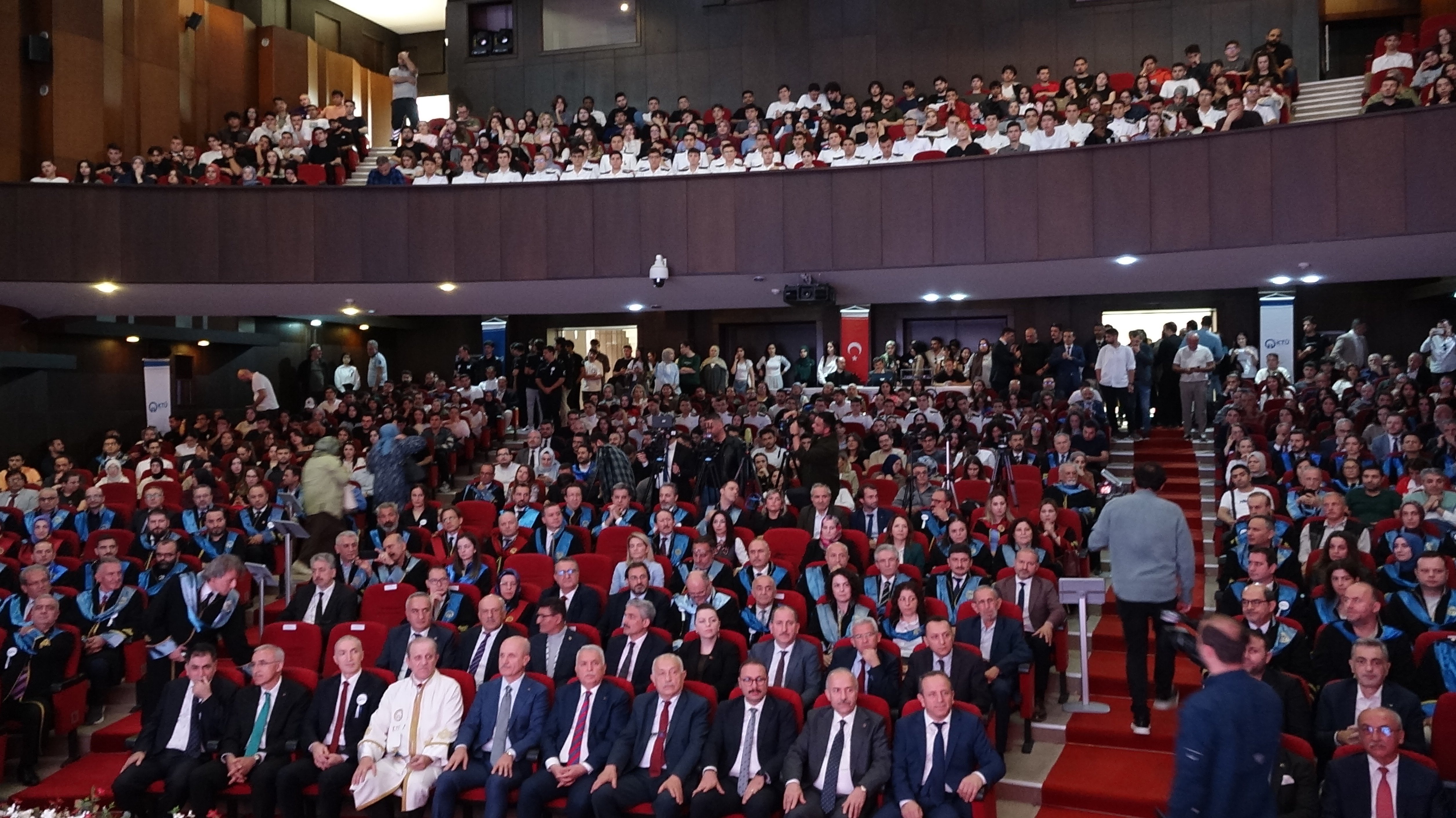 Törene katılan protokol üyeleri