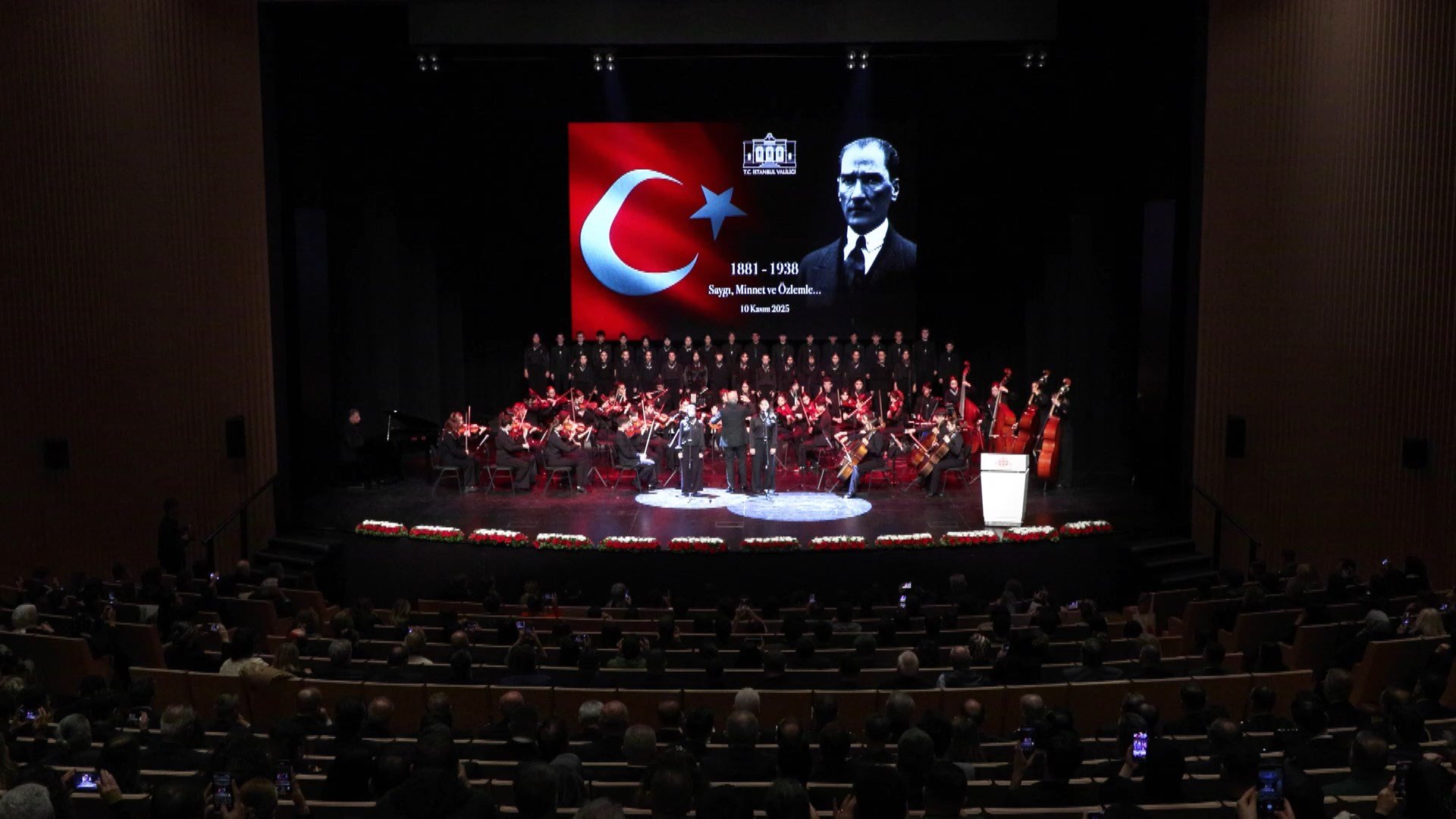 İstanbul 10 Kasım Atatürk Anma Töreni