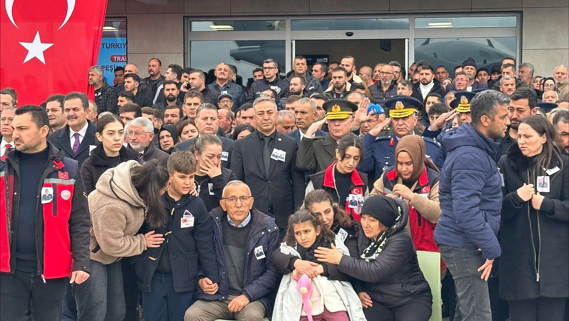 Hülya Kaplan ve oğlu Poyraz