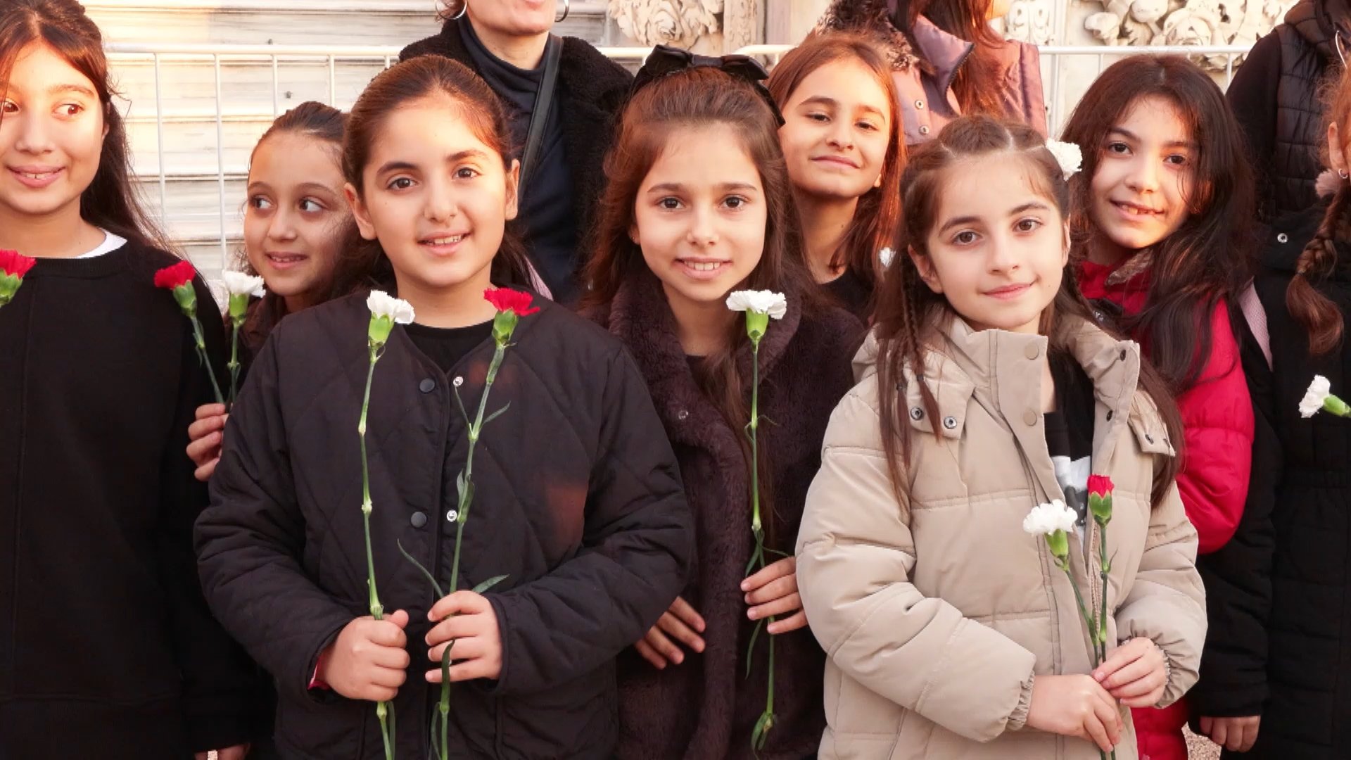 Atatürk odası çiçek bırakma