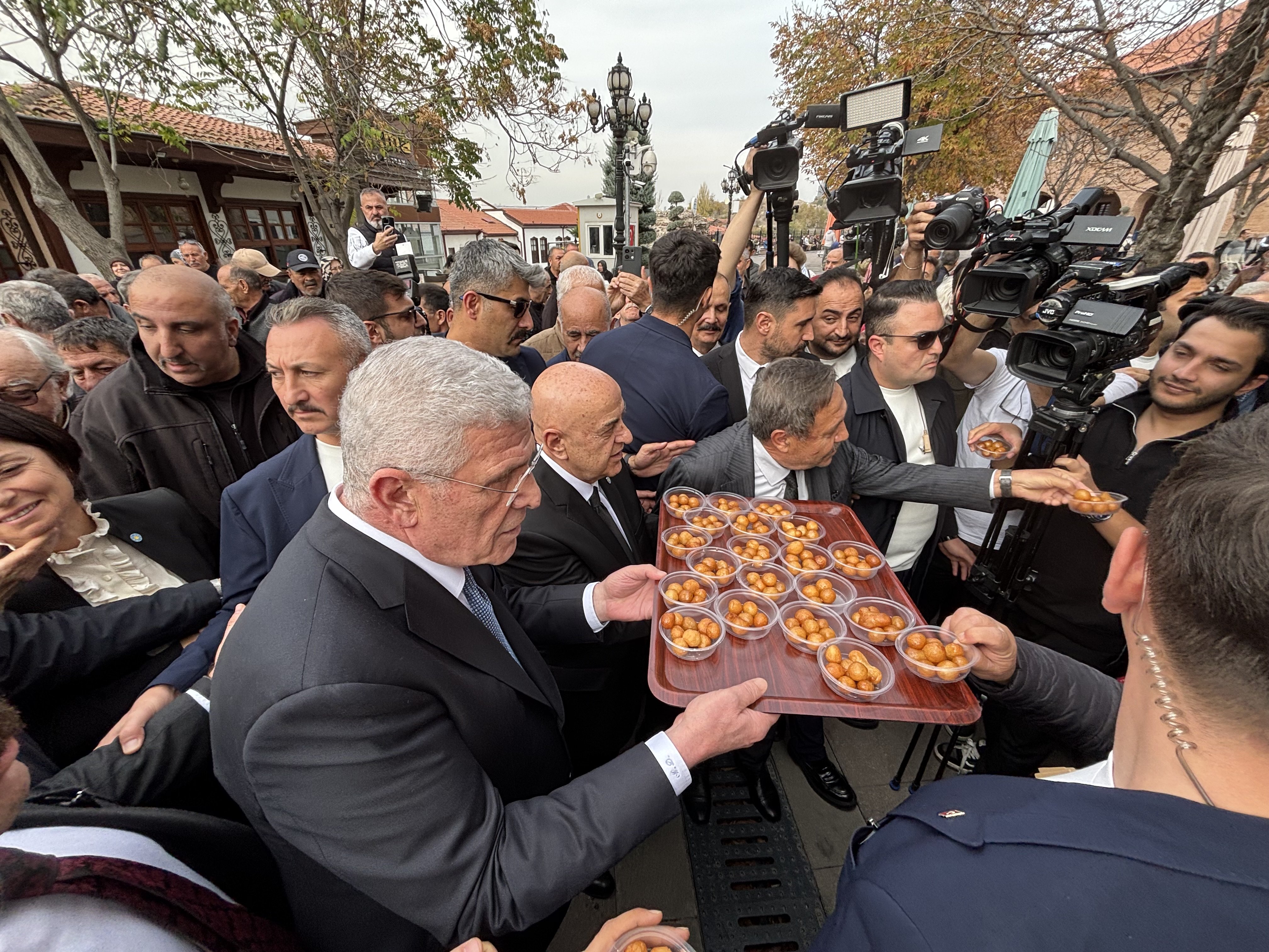 İYİ Parti 10 Kasım Anma