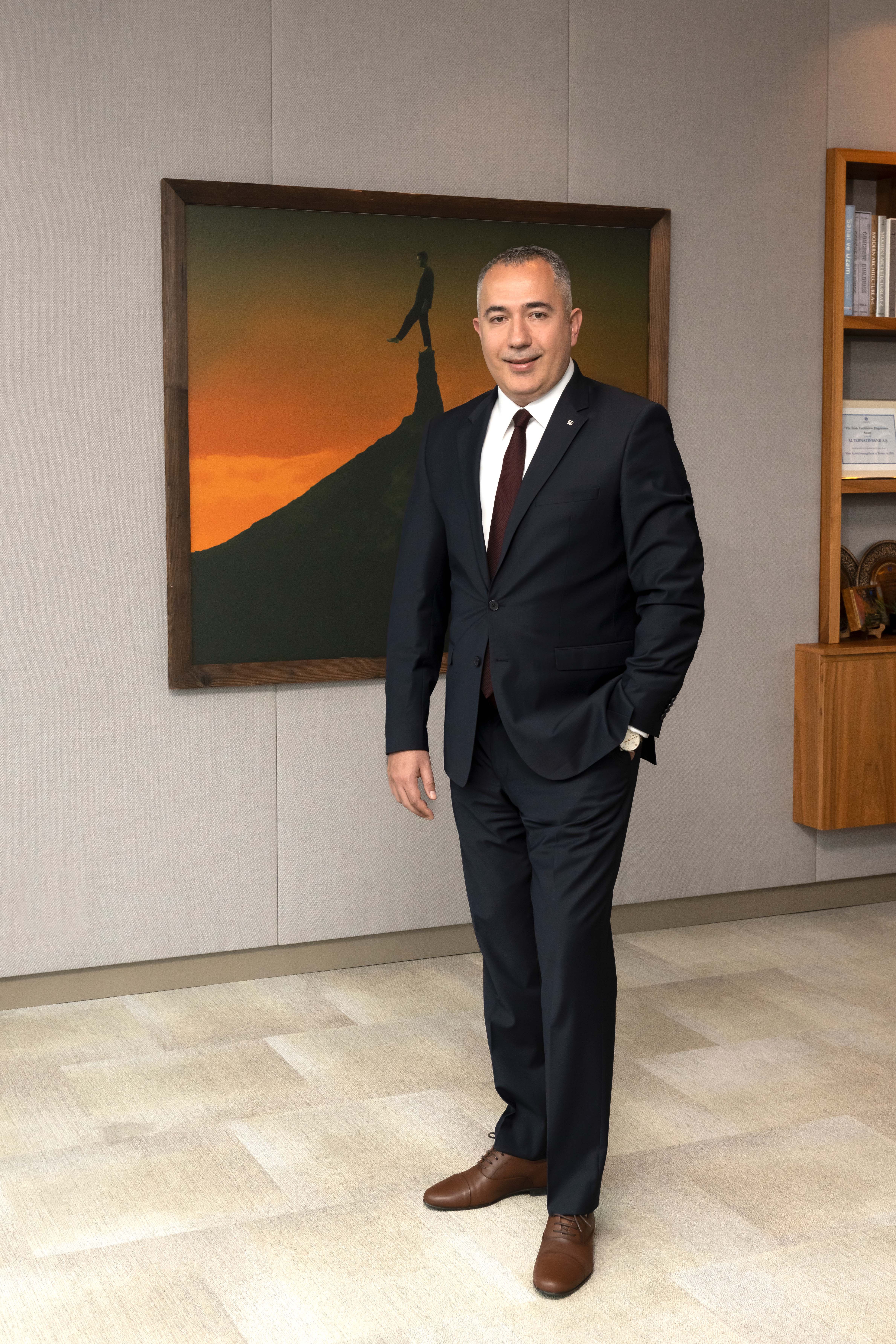 Alternatif Bank Genel Müdürü Ozan Kırmızı