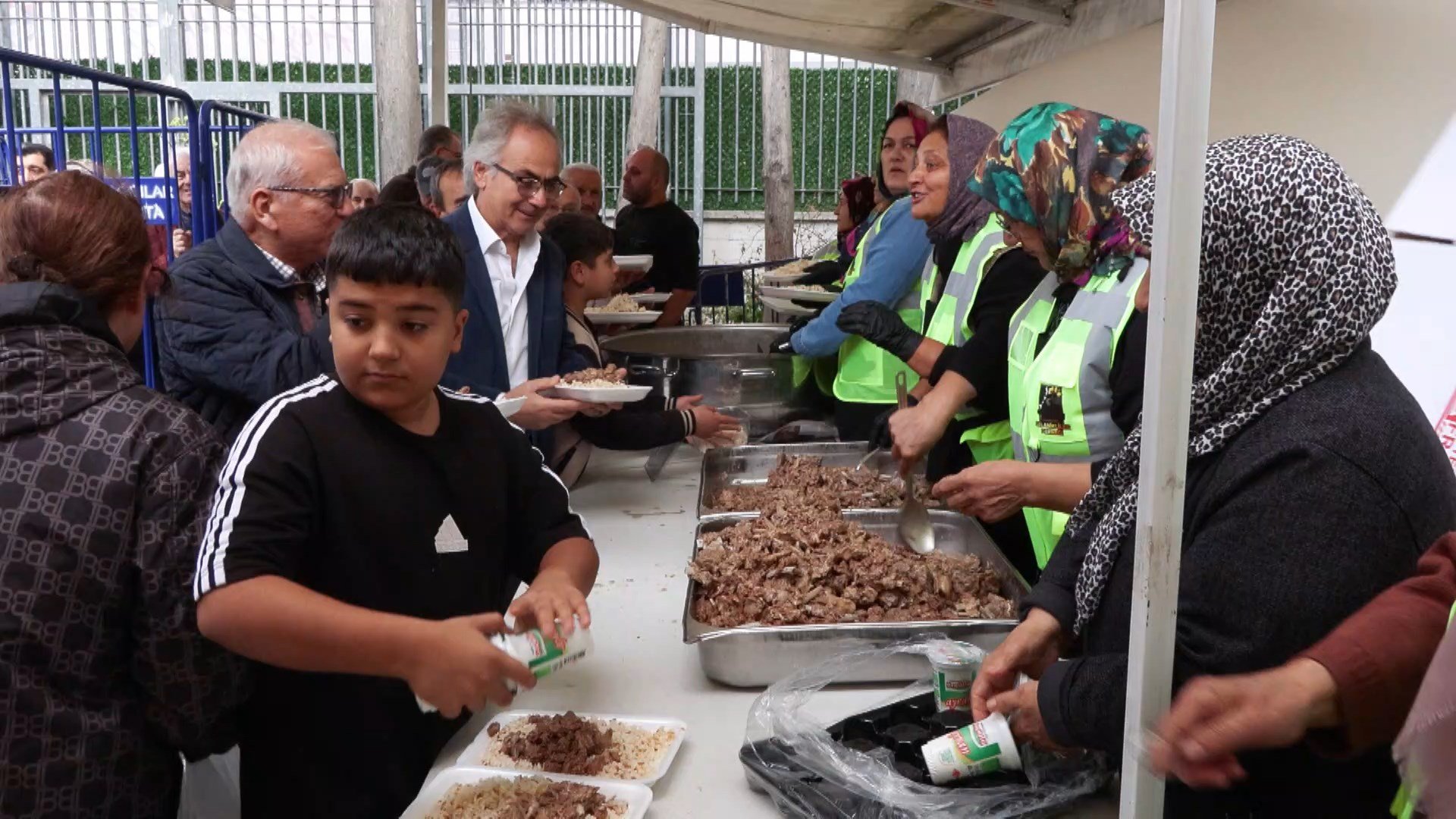 İstanbul Valisi Davut Gül Türbe Dede Pilav Günü