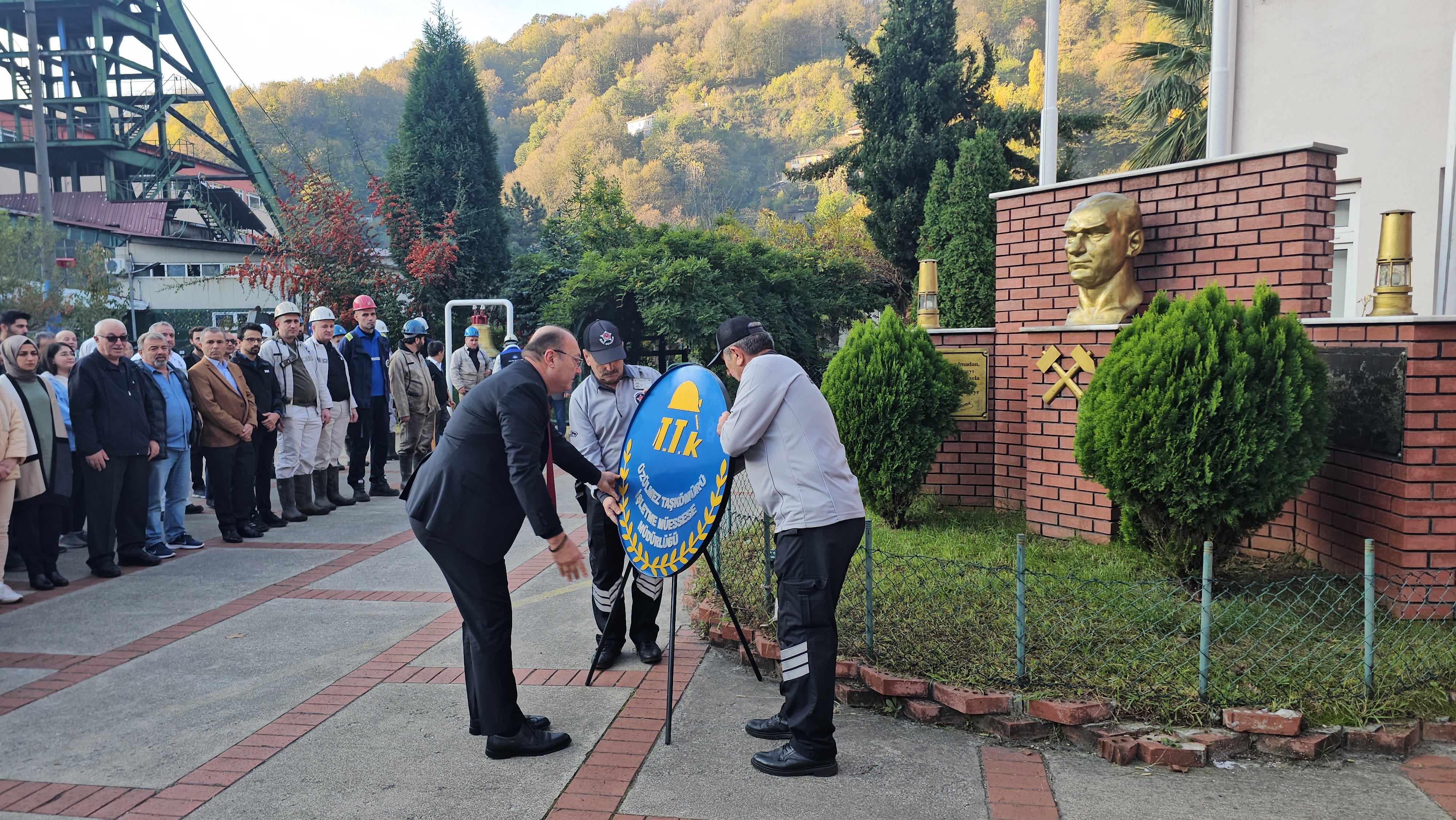 TTK Madenciler Atatürk Anması