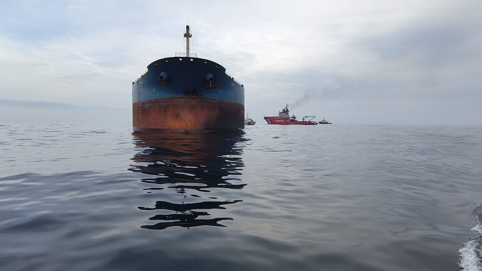 KAIROS Gemisi Yangın Söndürme Operasyonu