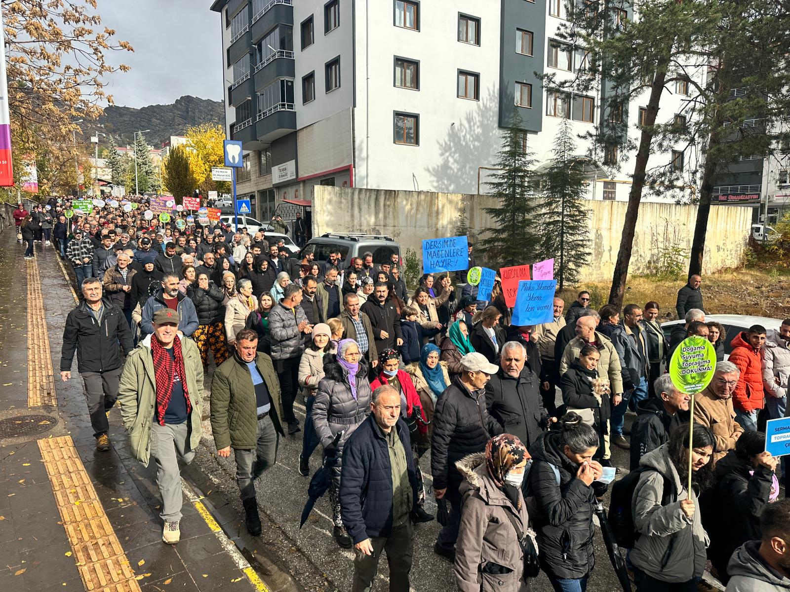 Tunceli protesto kalabalık