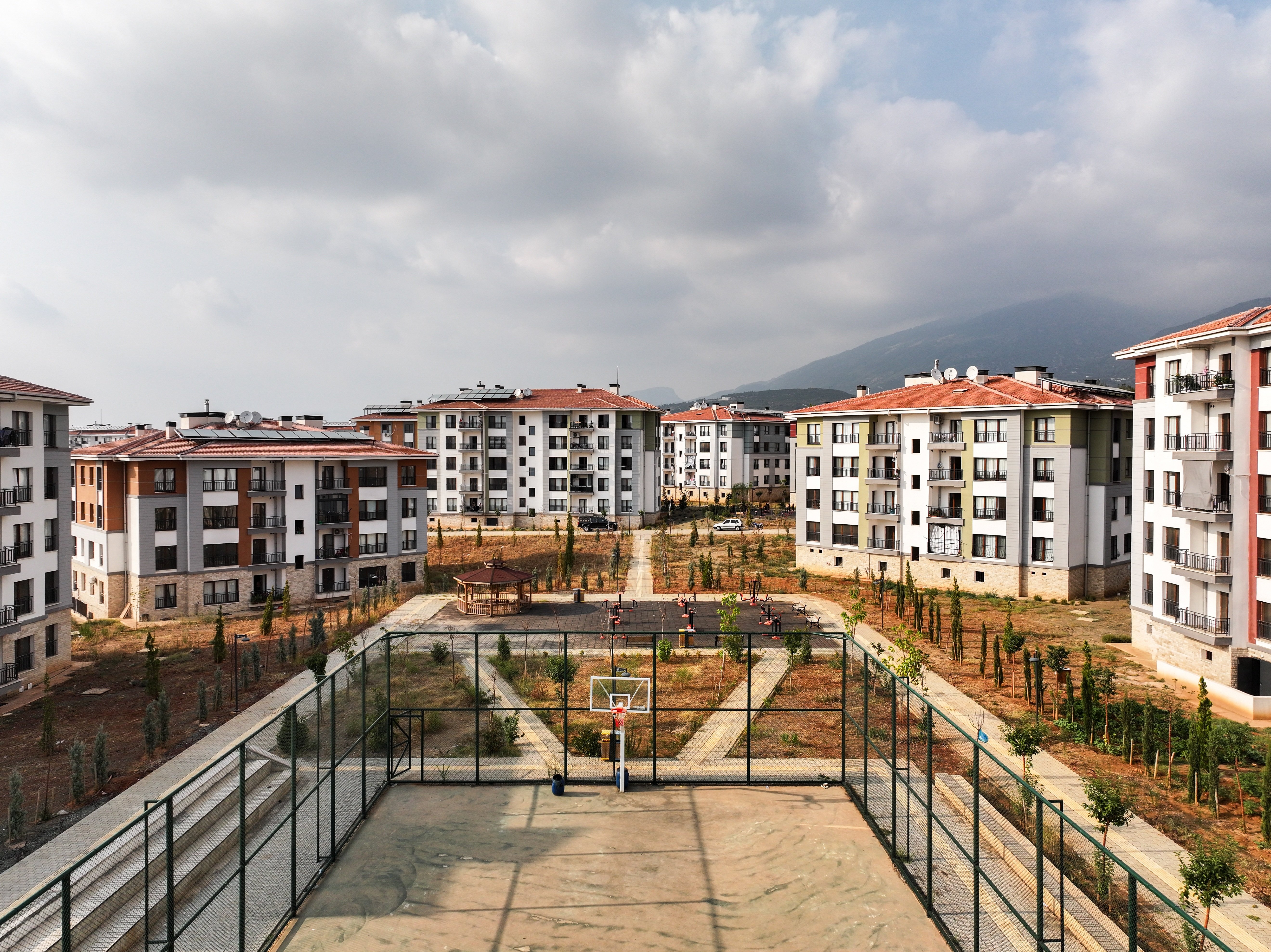 Deprem konutları inşaat