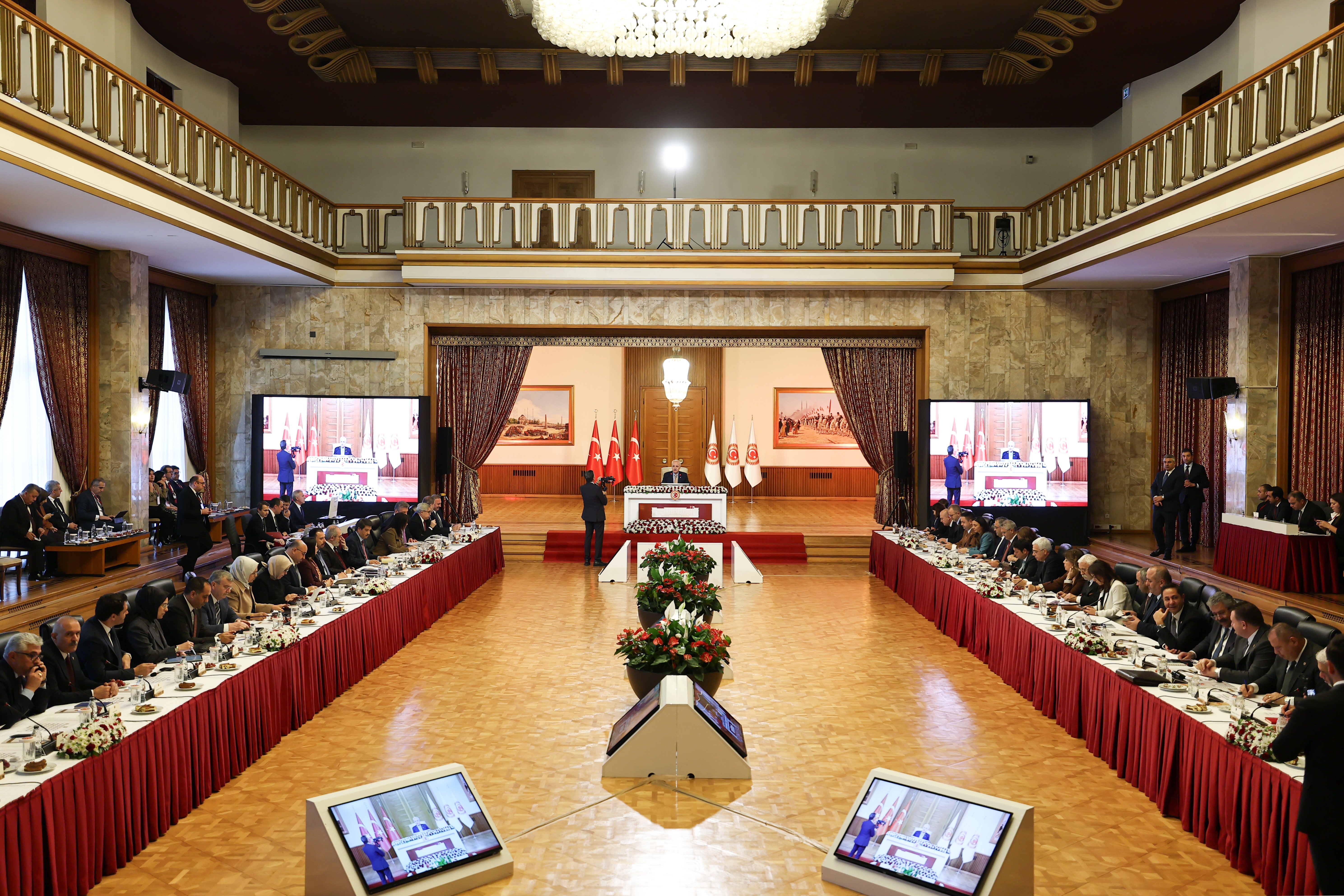 TBMM Başkanı Numan Kurtulmuş