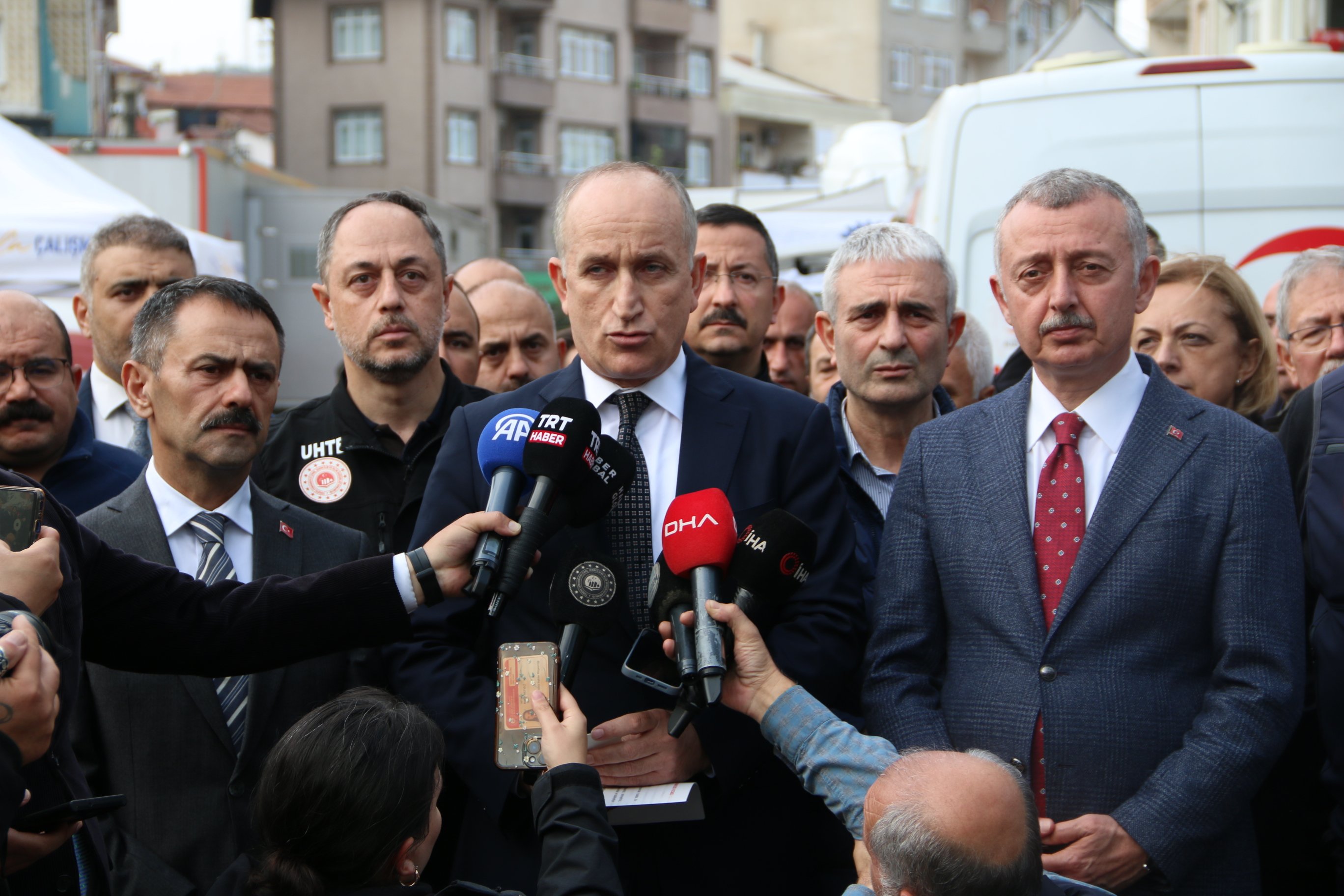 Ömer Bulut Gebze bina çökmesi