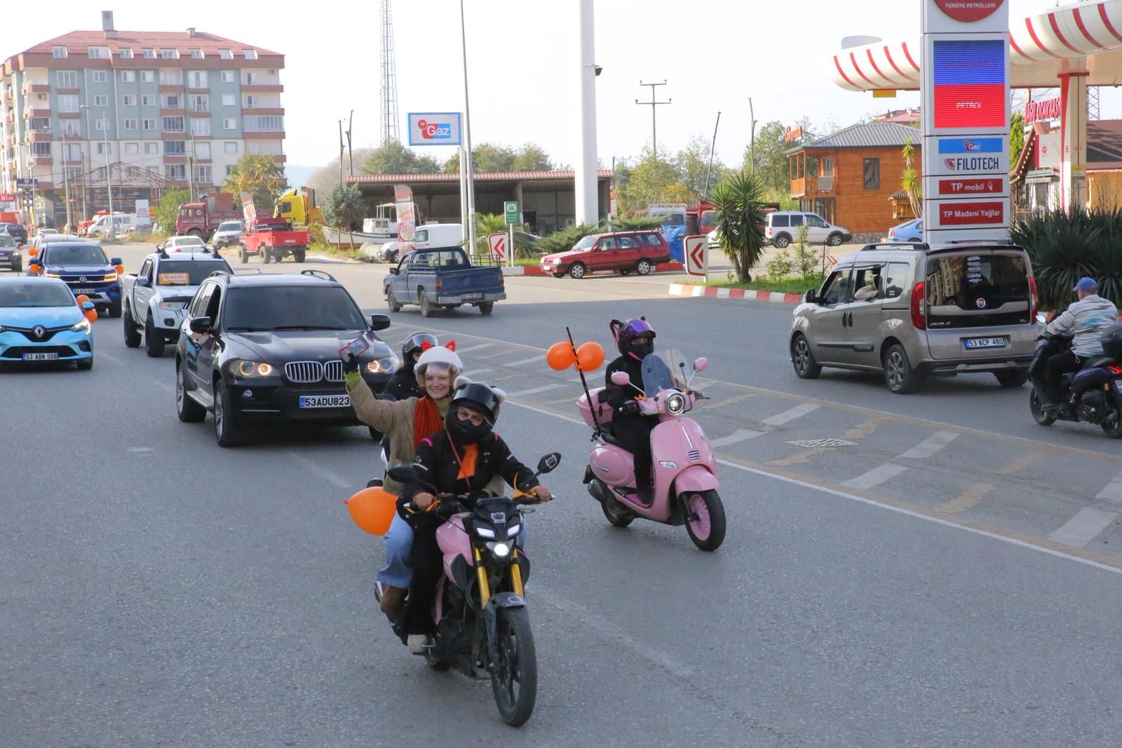 Rize kadın konvoyu şehir turu