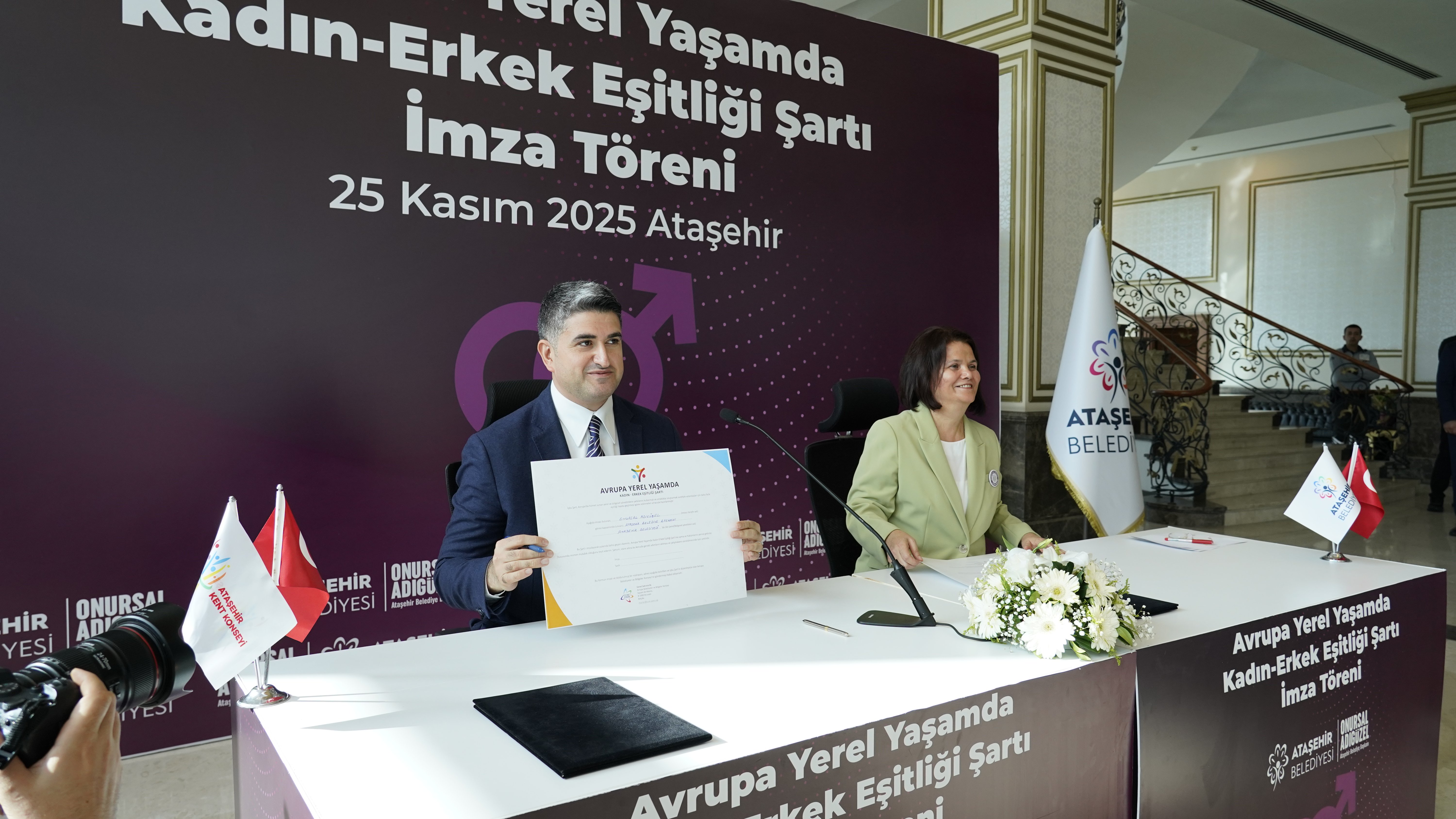 Ataşehir Belediyesi imza töreni