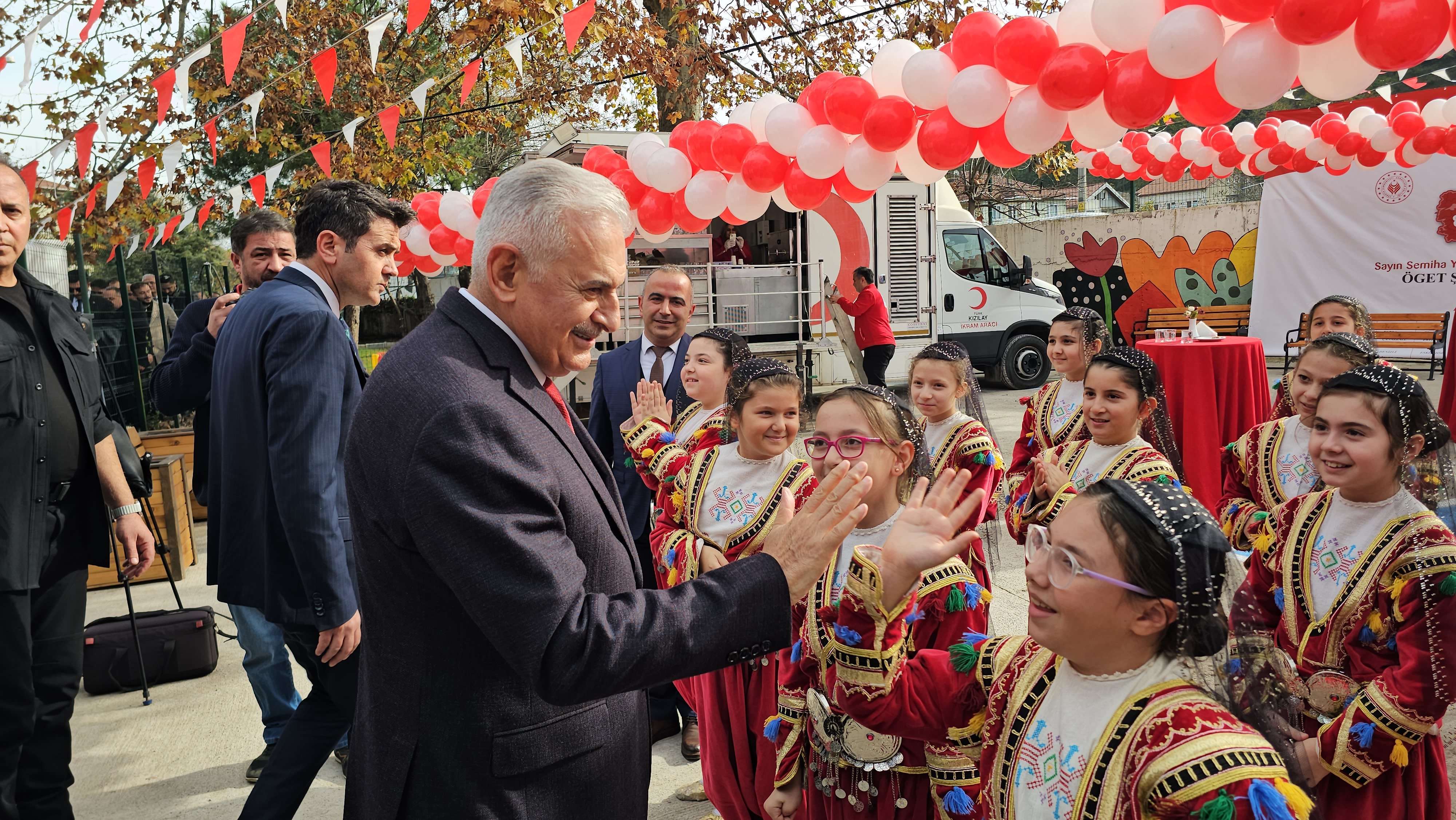Binali Yıldırım anaokulu açılışı