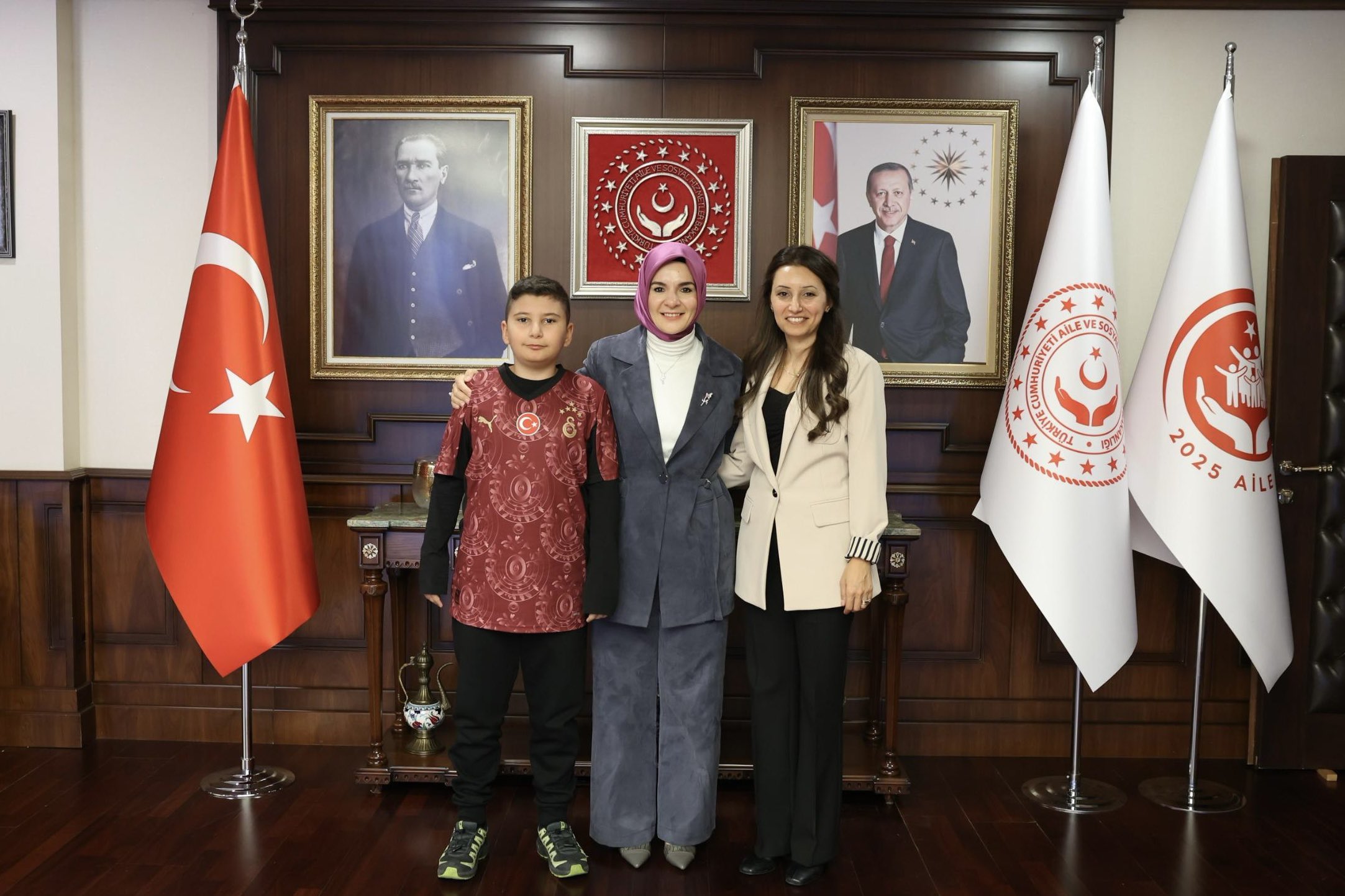 Aile ve Sosyal Hizmetler Bakanlığı şehit ailesi